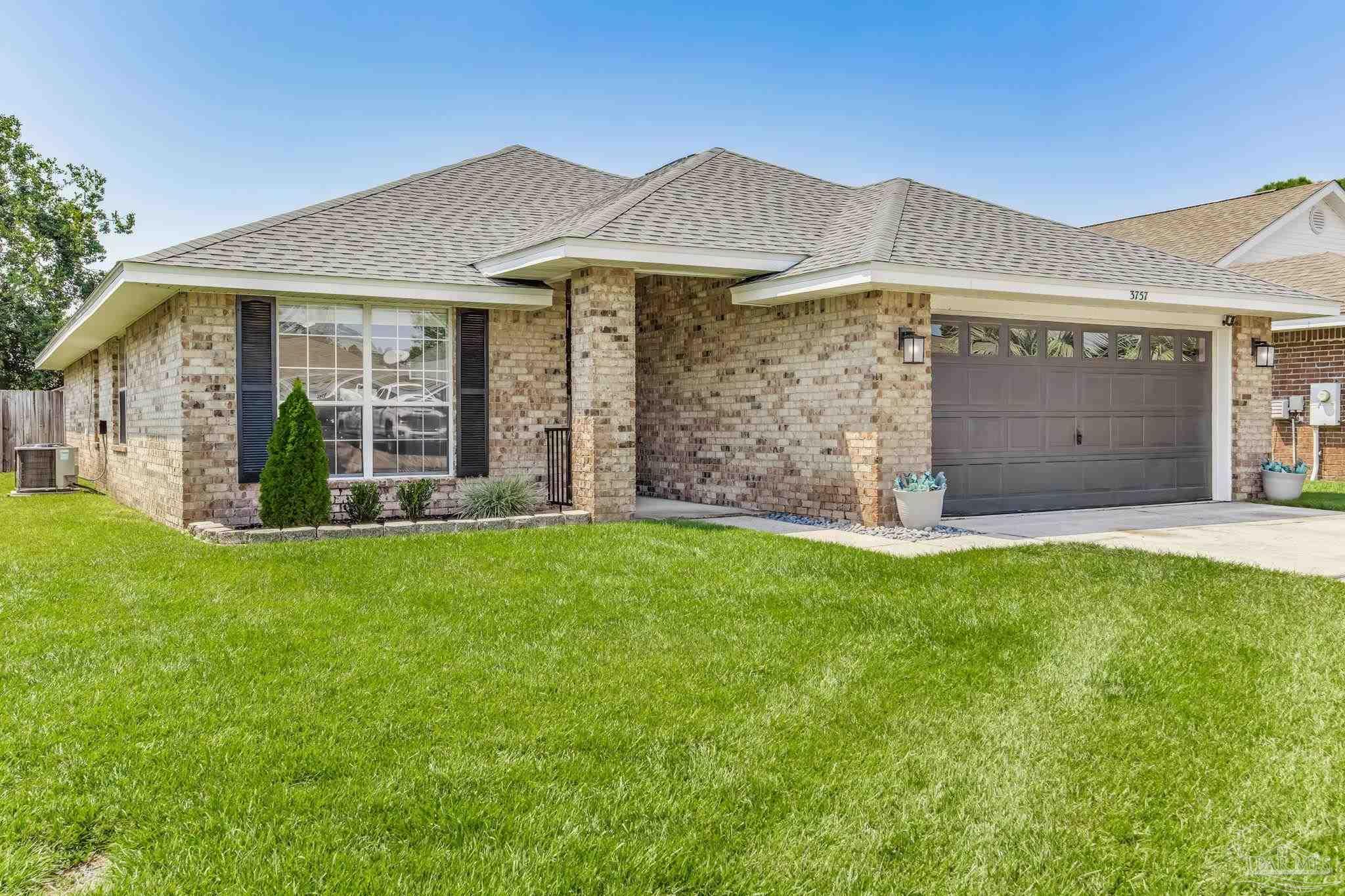 Photo of Listing #669946