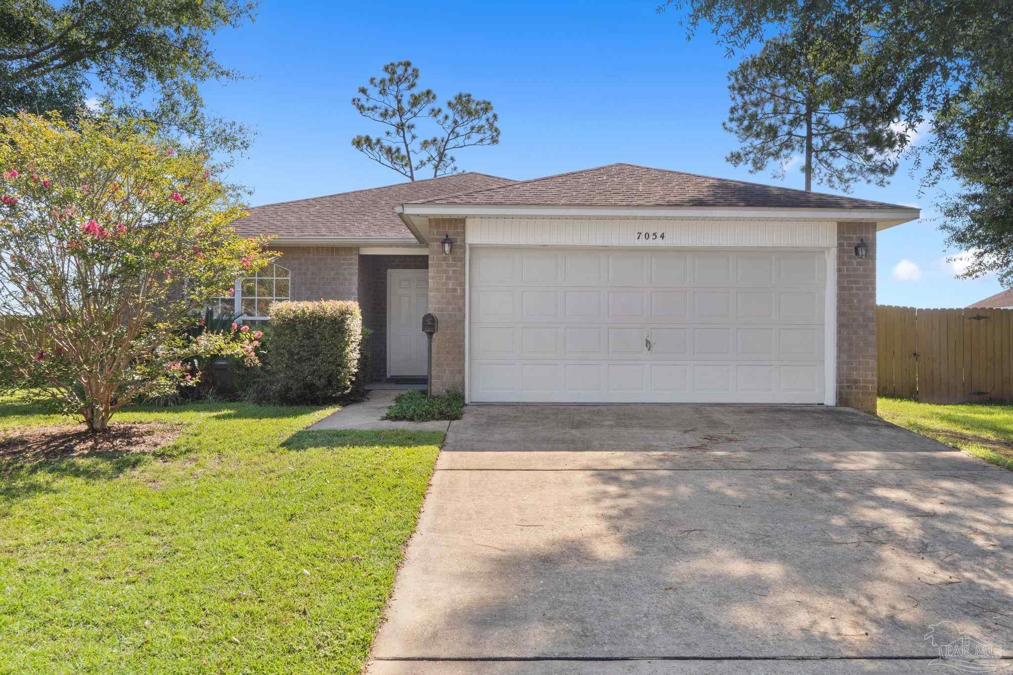 Photo of Listing #669951