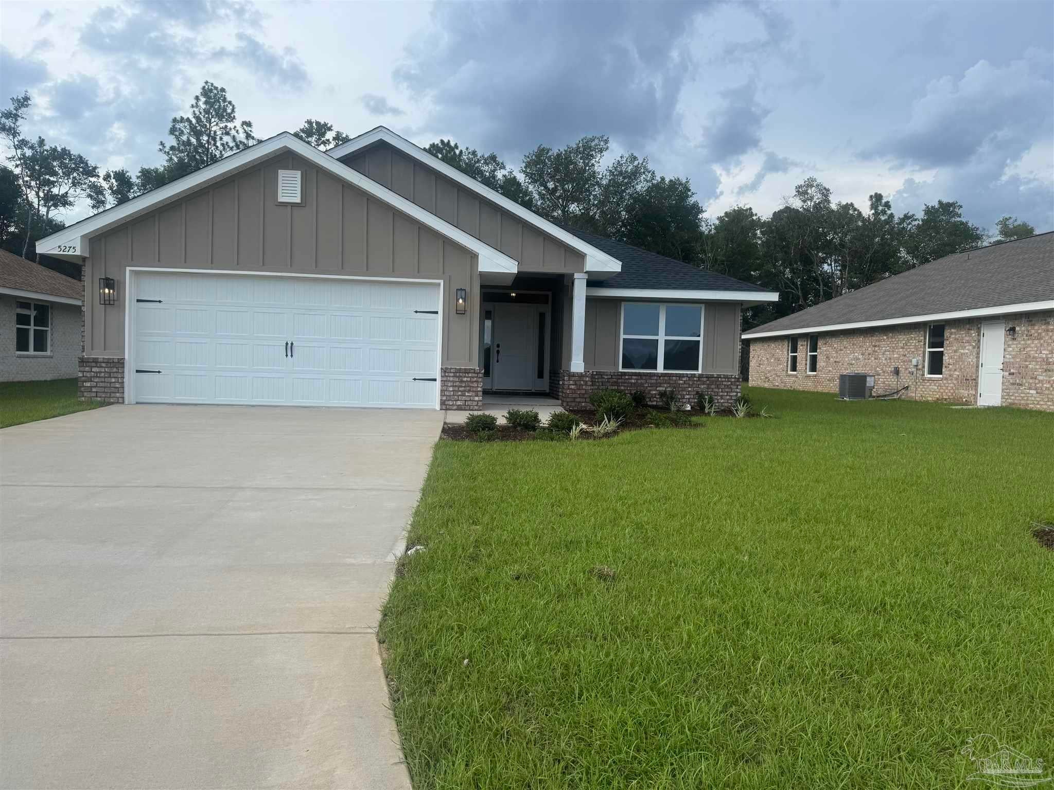 Photo of Listing #670160