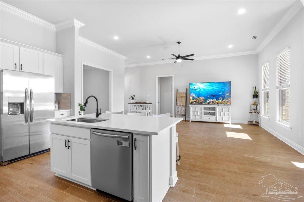 Photo of Listing #670496