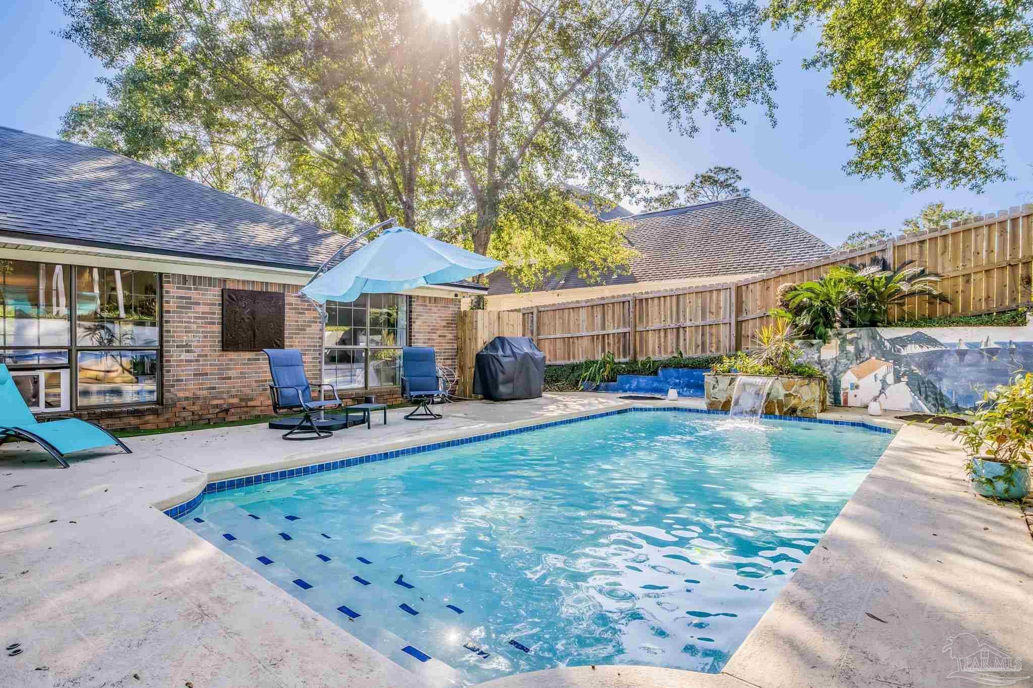 Photo of Listing #670678
