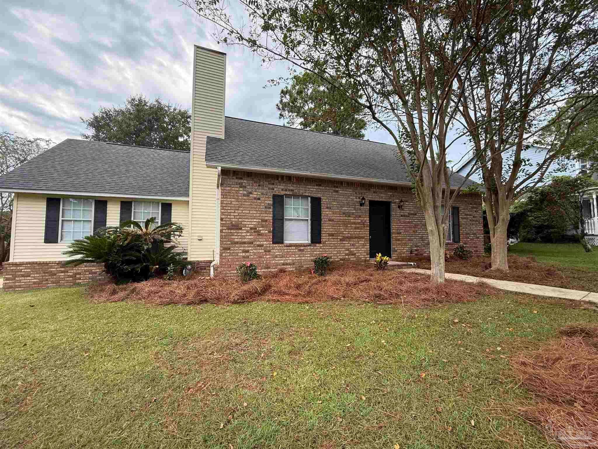 Photo of Listing #670999