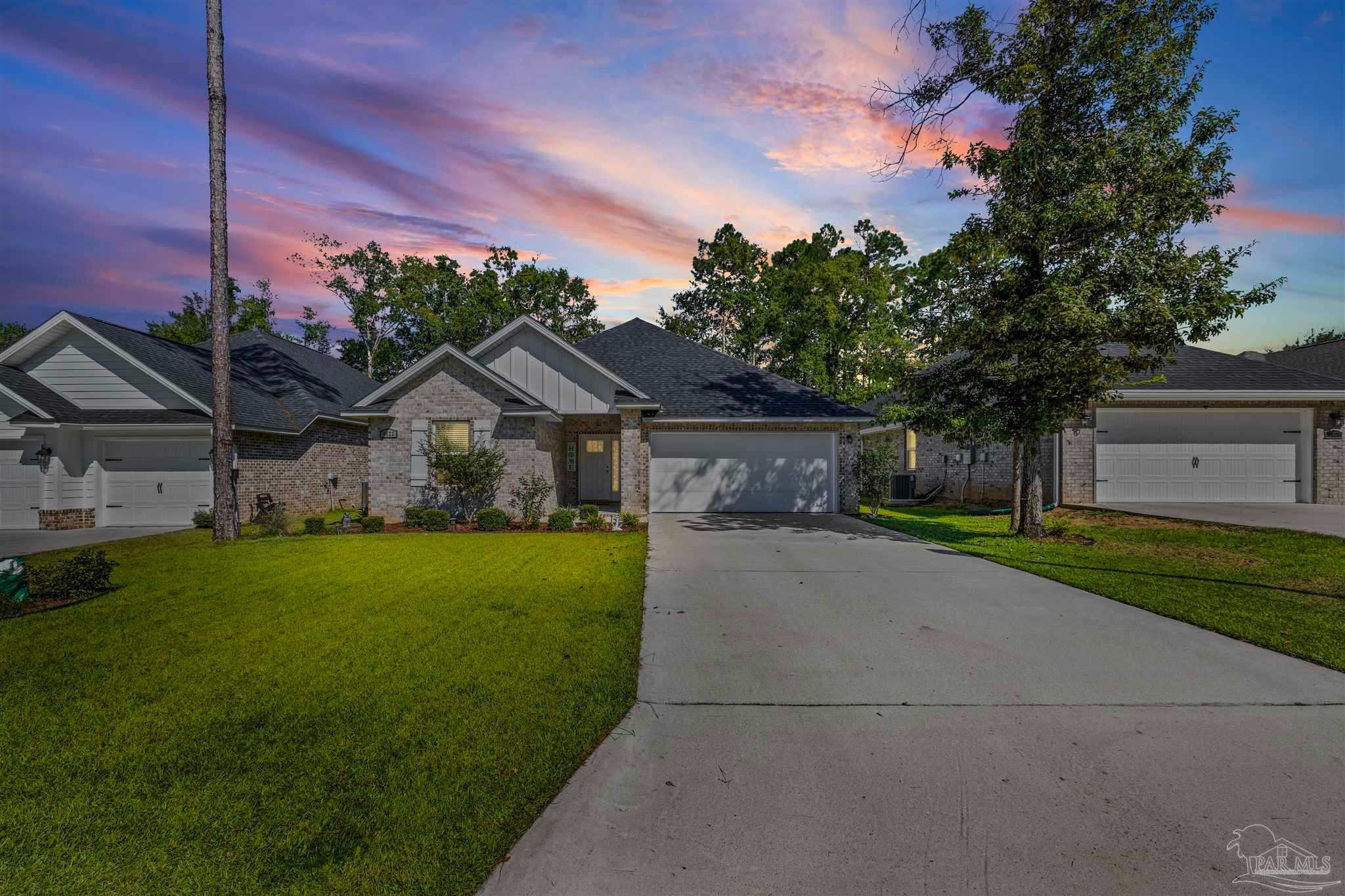 Photo of Listing #671136