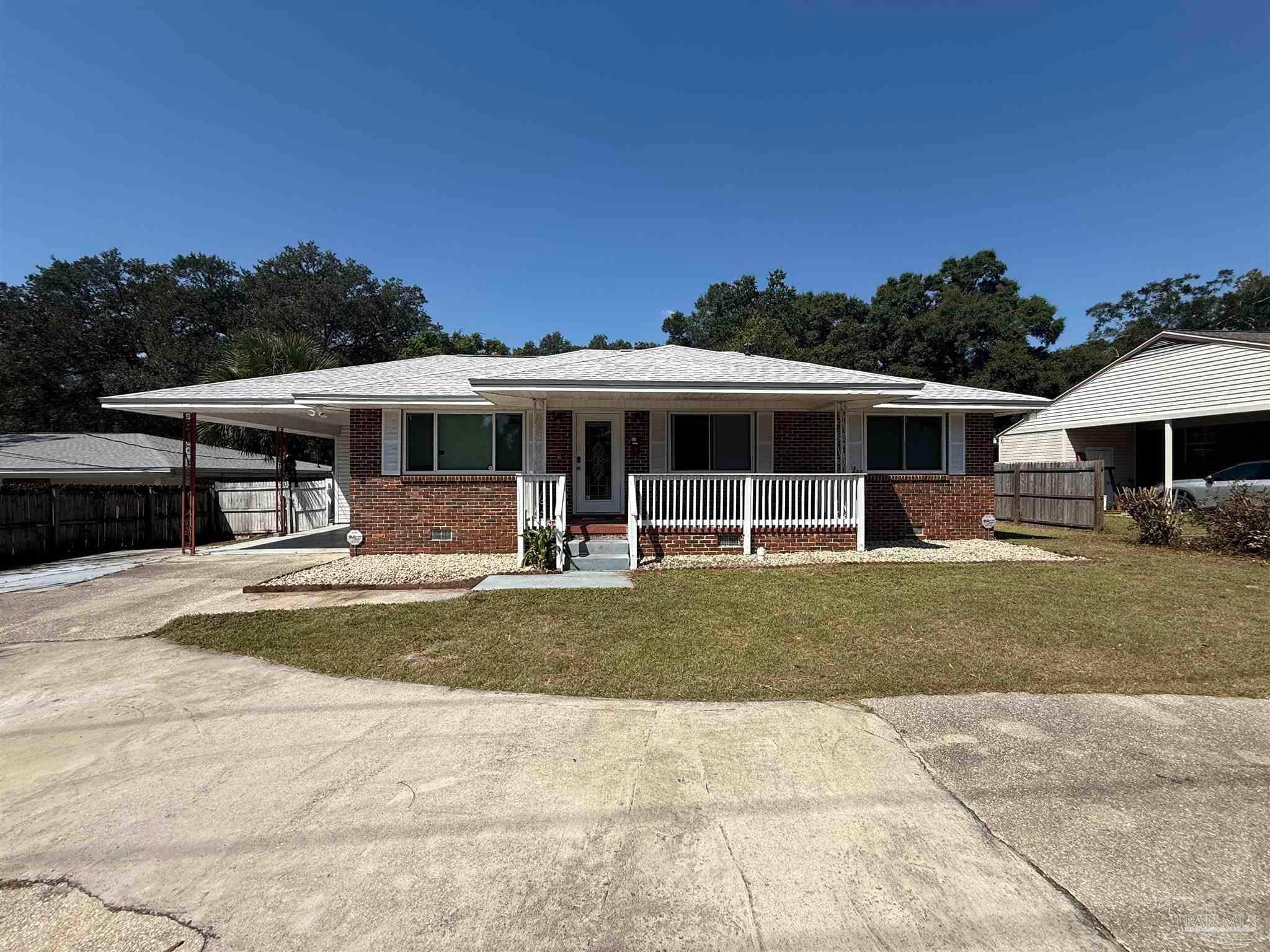 Photo of Listing #671339