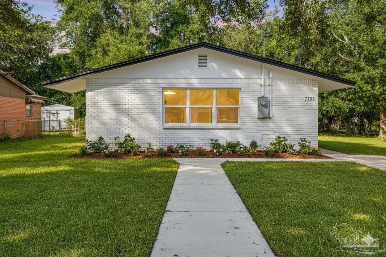 Photo of Listing #671363