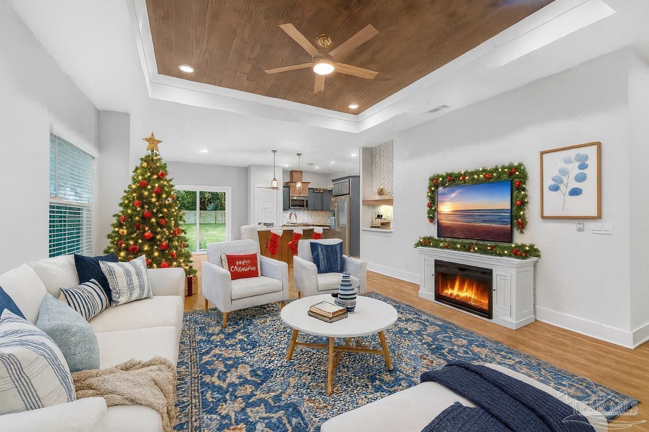 Photo of Listing #671621