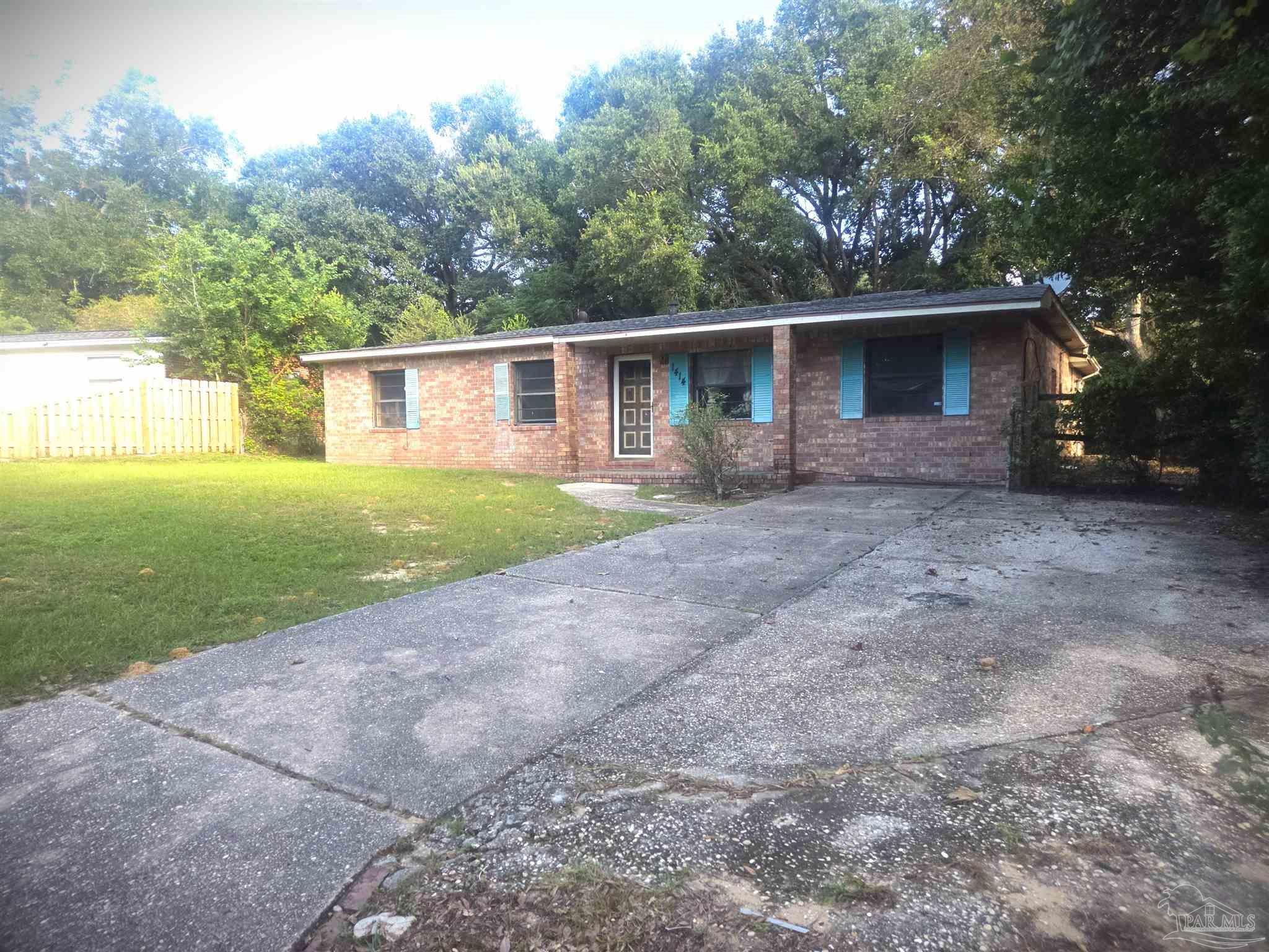 Photo of Listing #671698