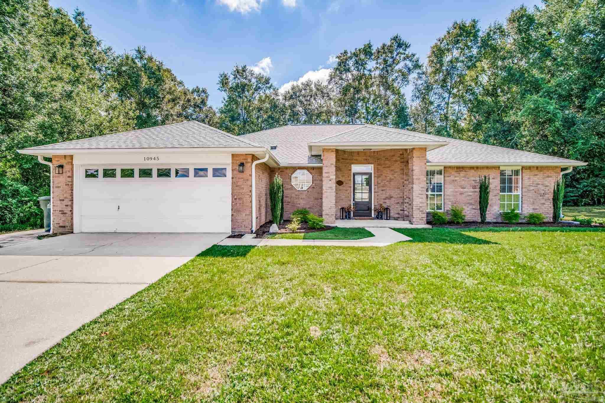 Photo of Listing #671765