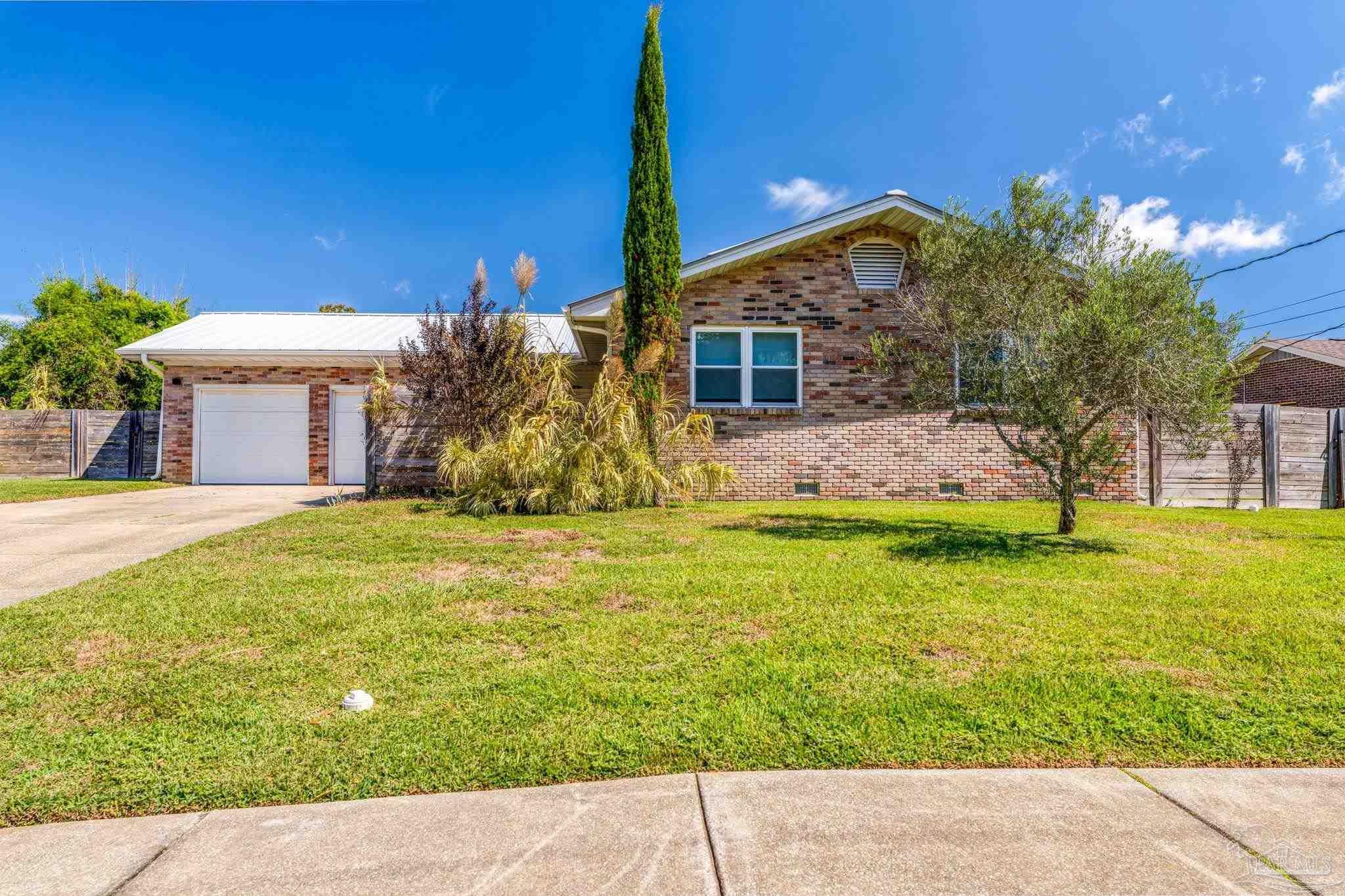 Photo of Listing #671777