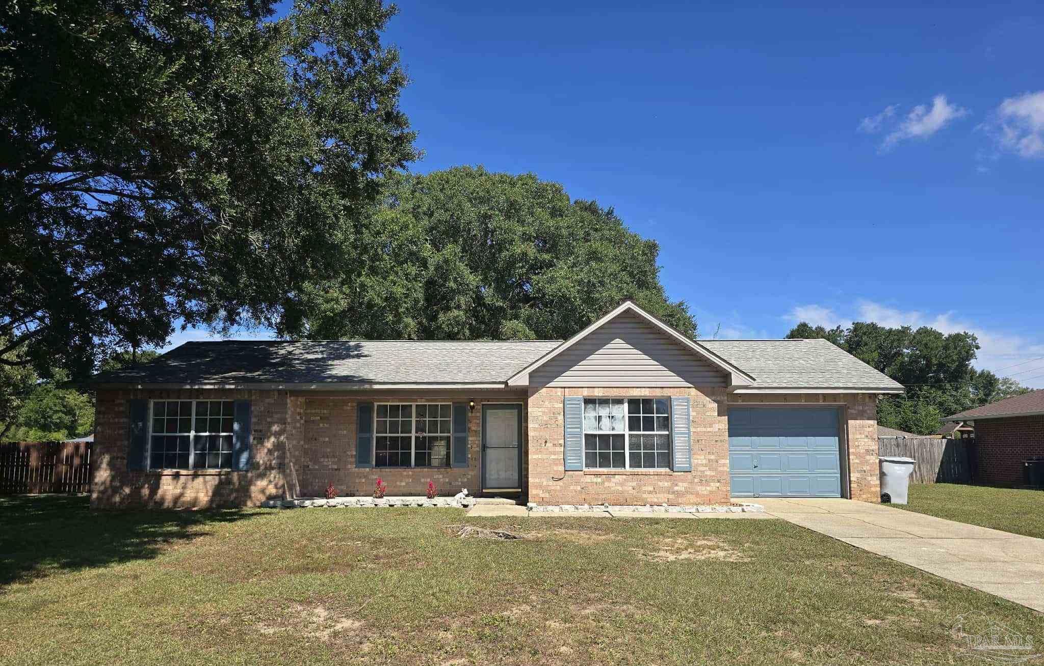 Photo of Listing #671812