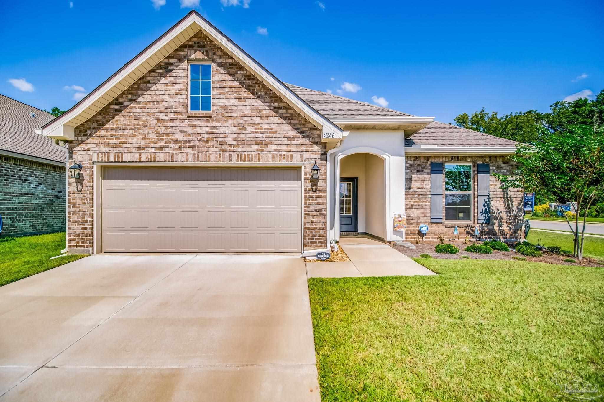 Photo of Listing #671884