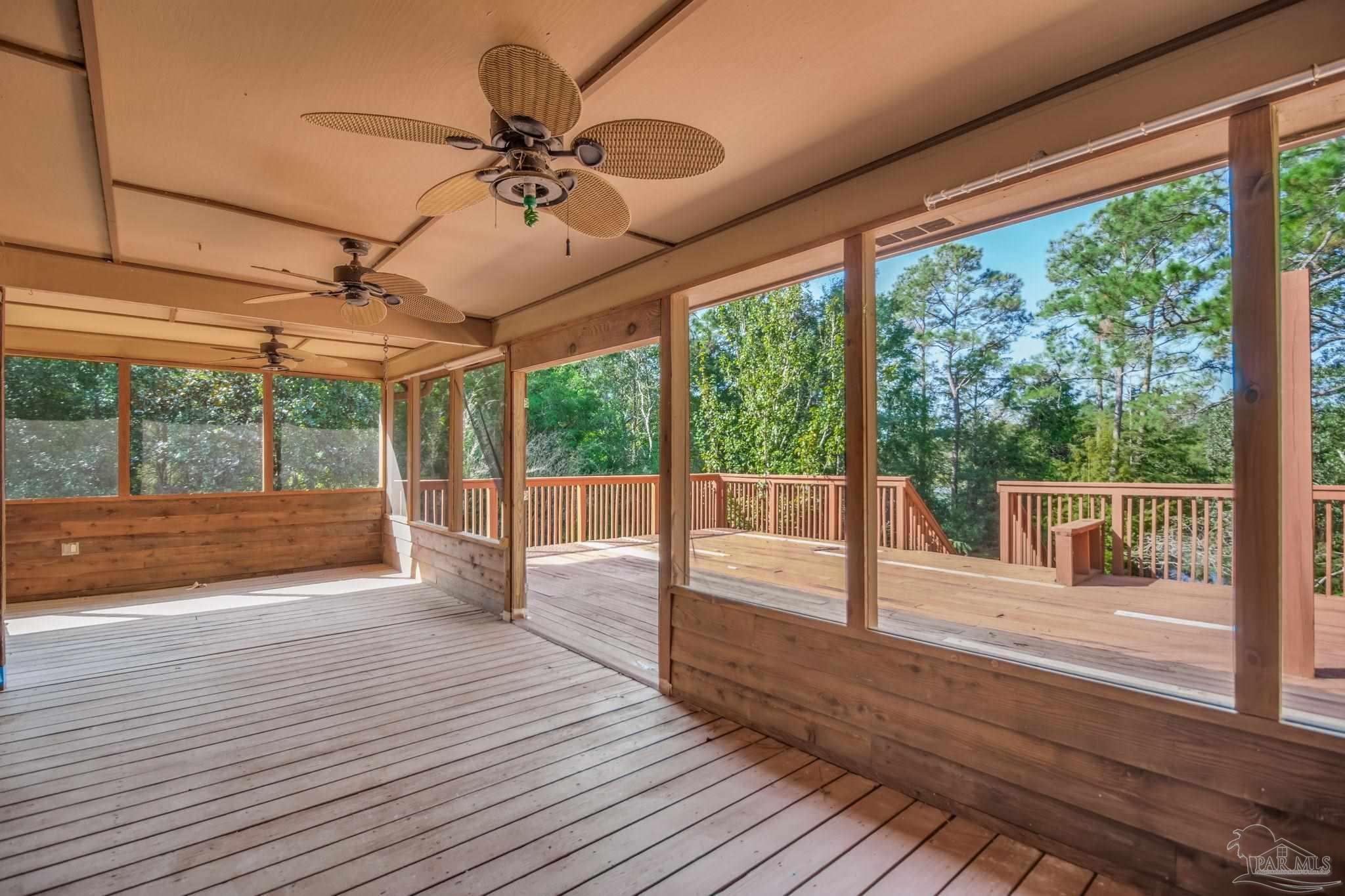 Photo of Listing #671889