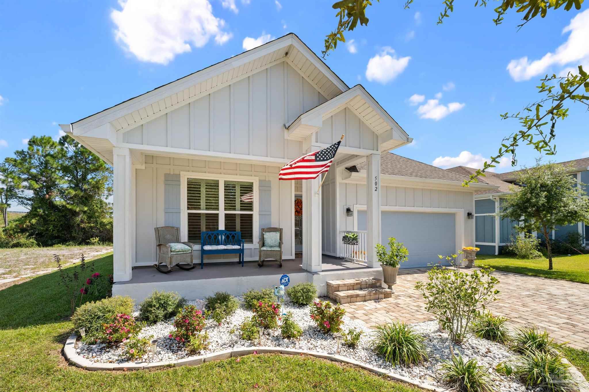 Photo of Listing #671899