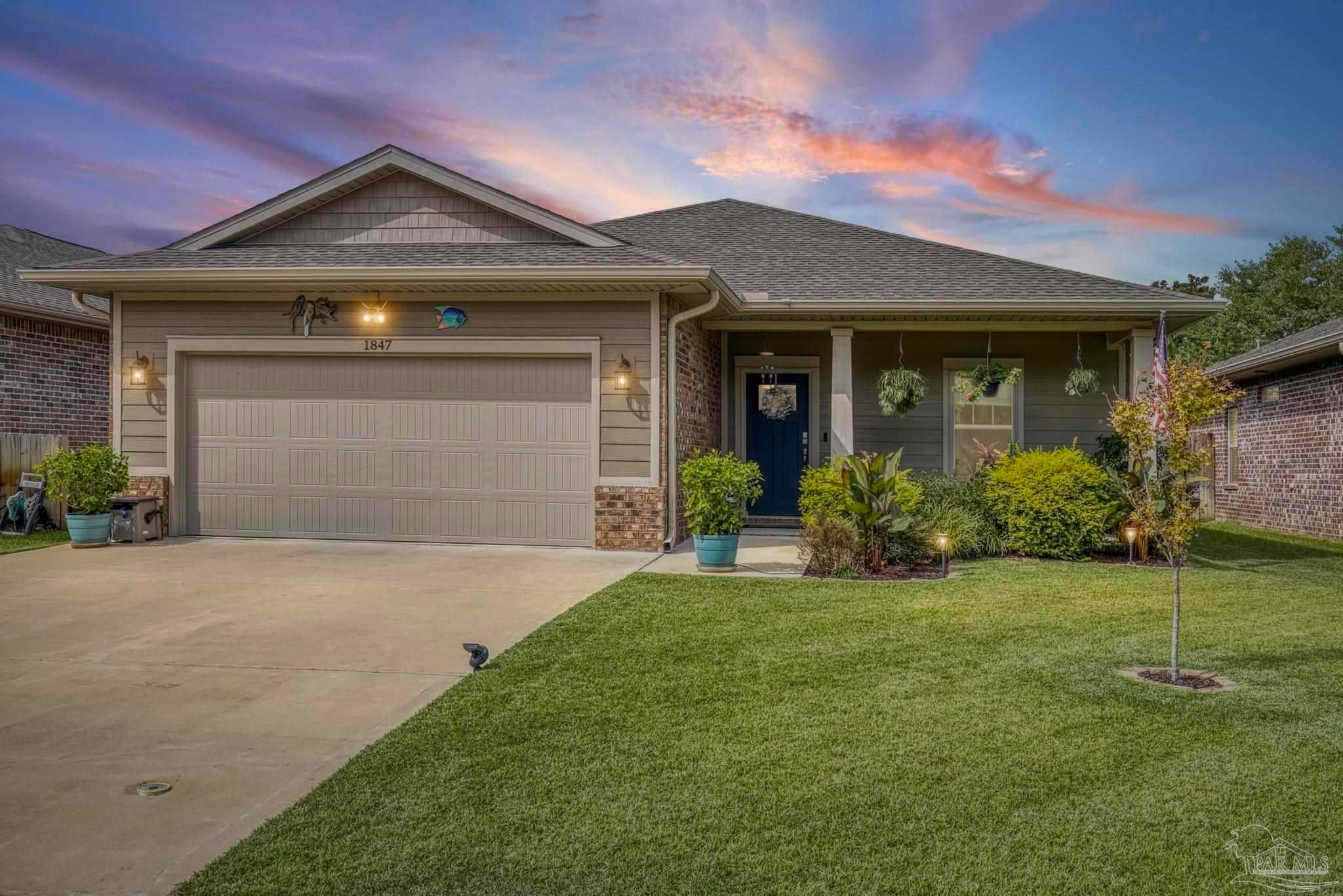 Photo of Listing #671955