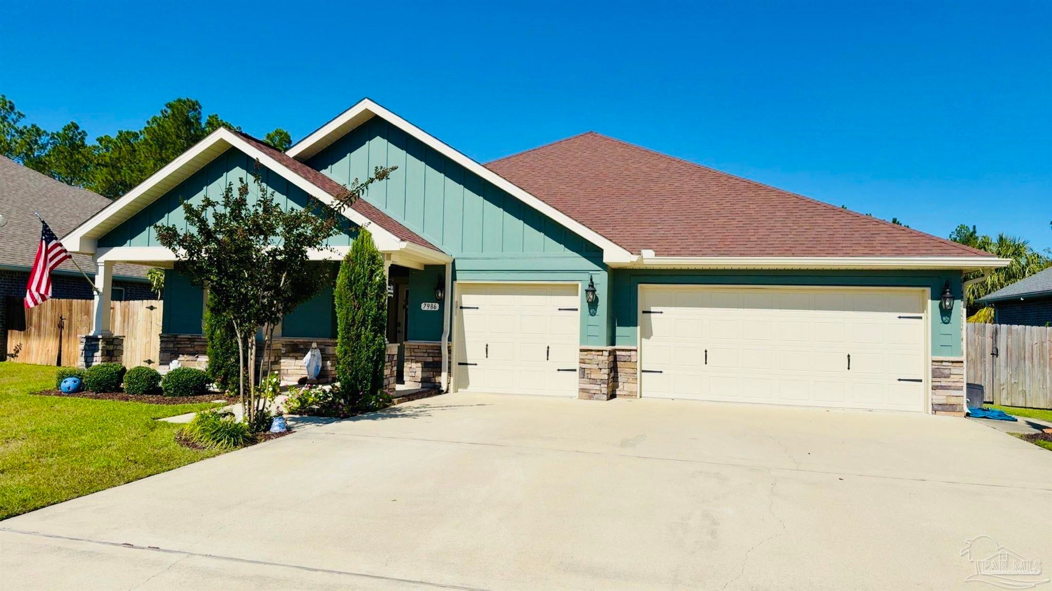 Photo of Listing #671971