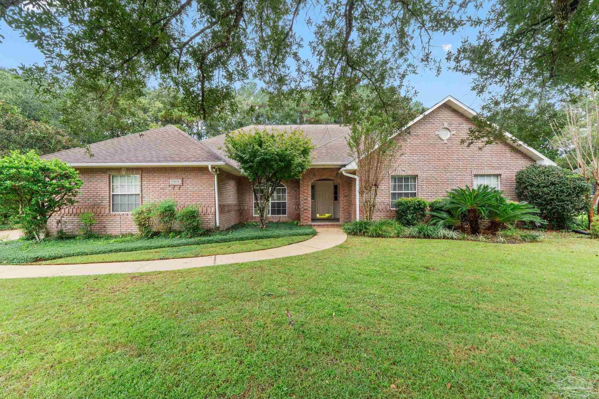 Photo of Listing #671995