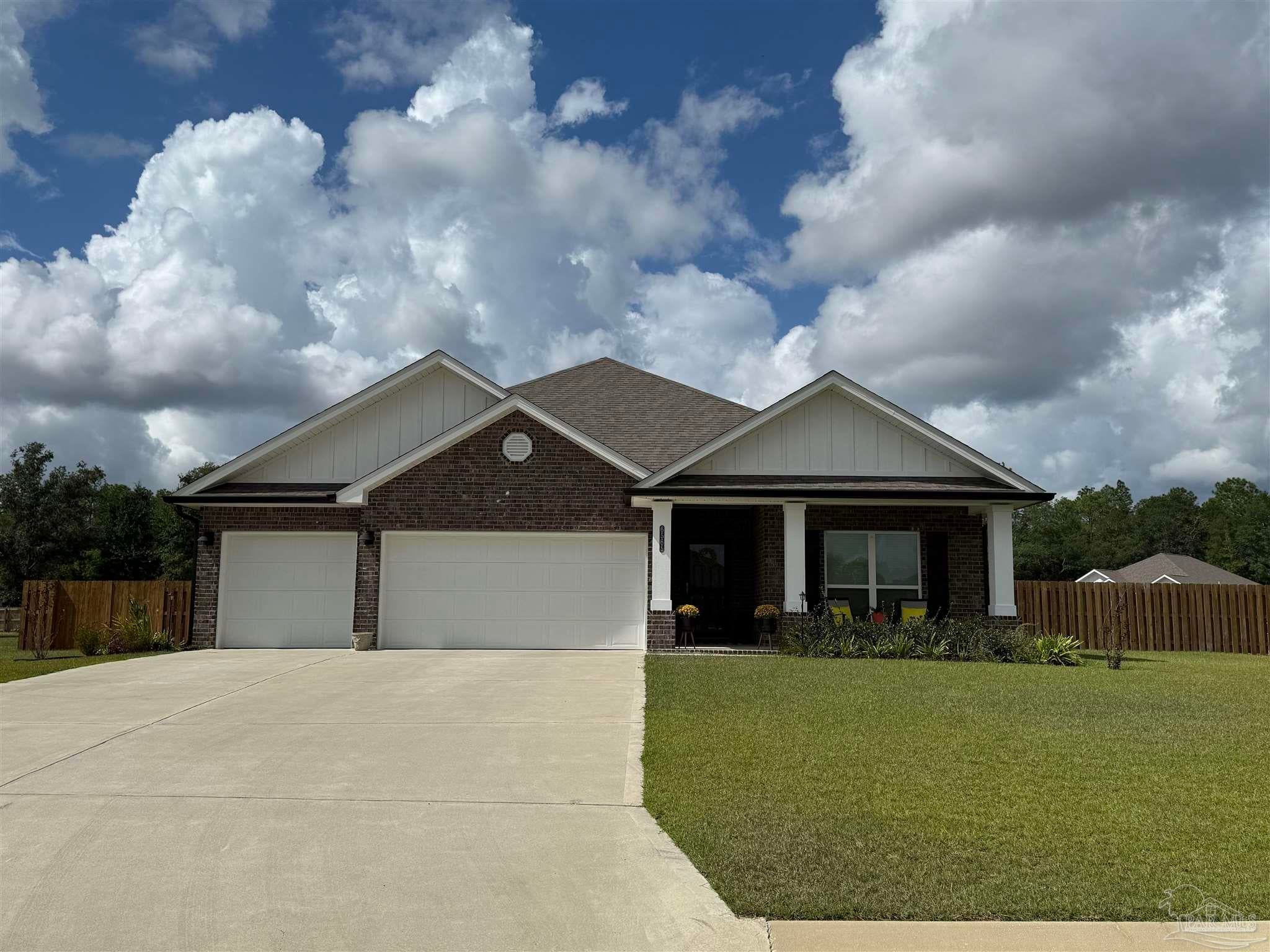 Photo of Listing #672055