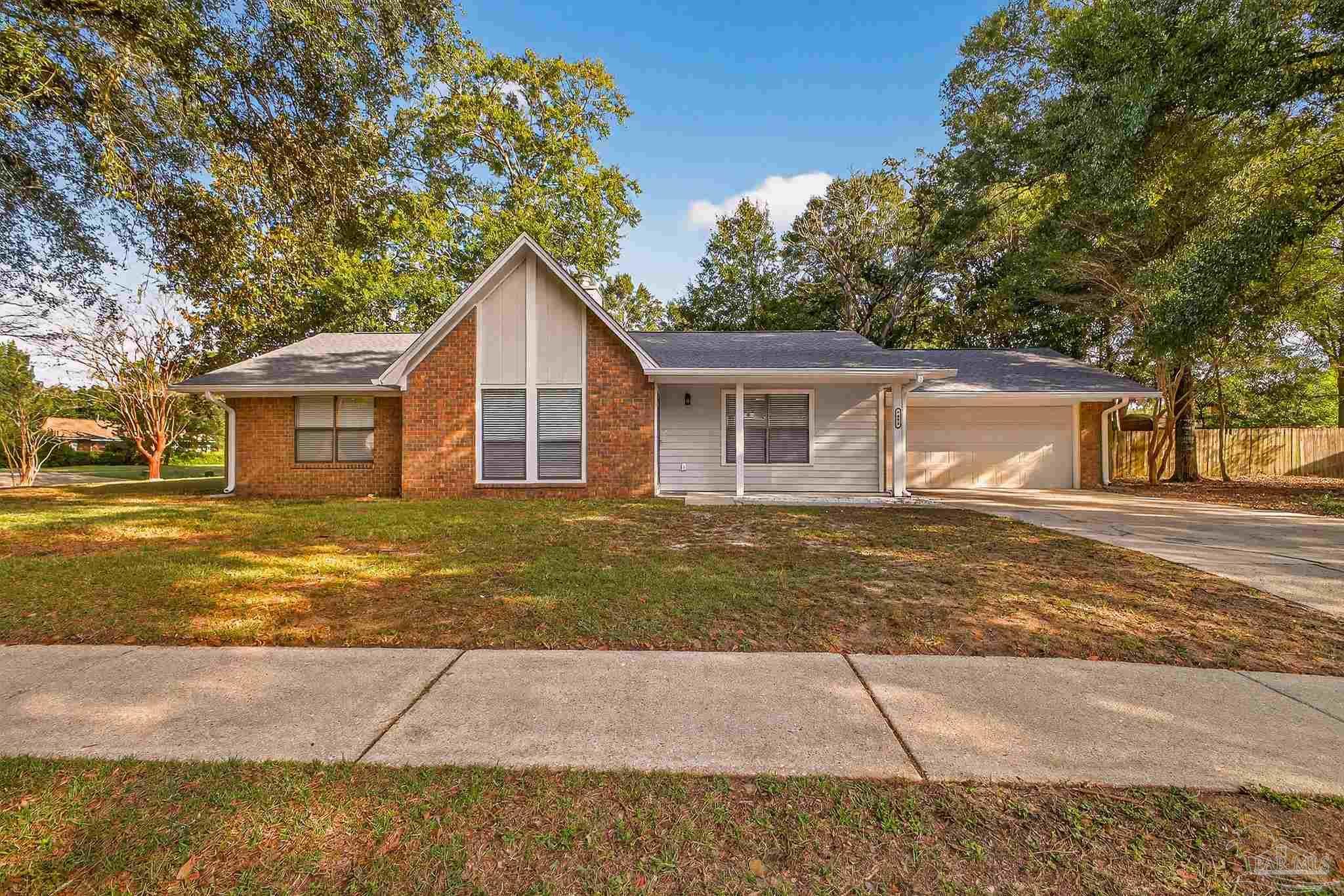 Photo of Listing #672058