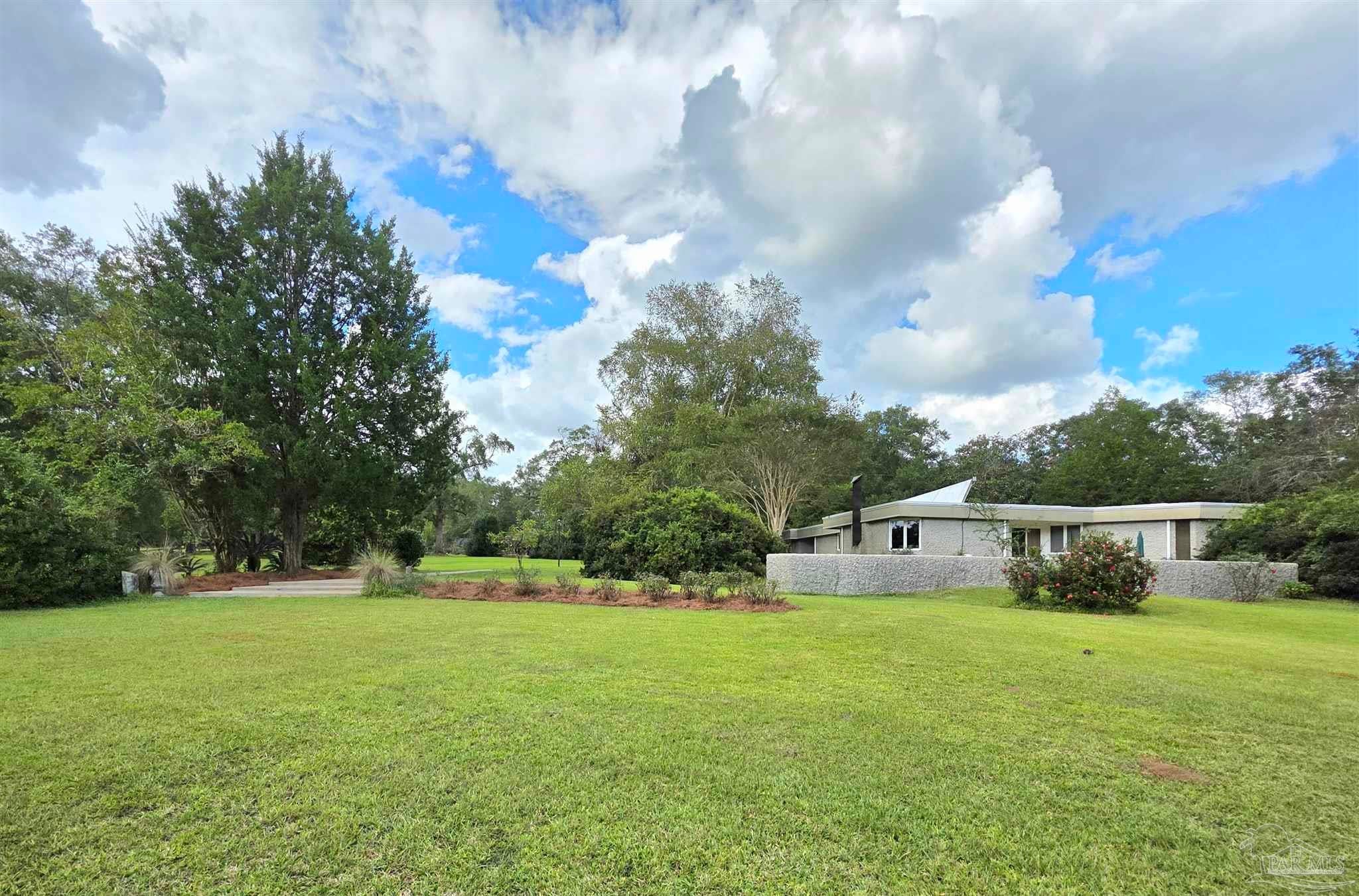 Photo of Listing #672082