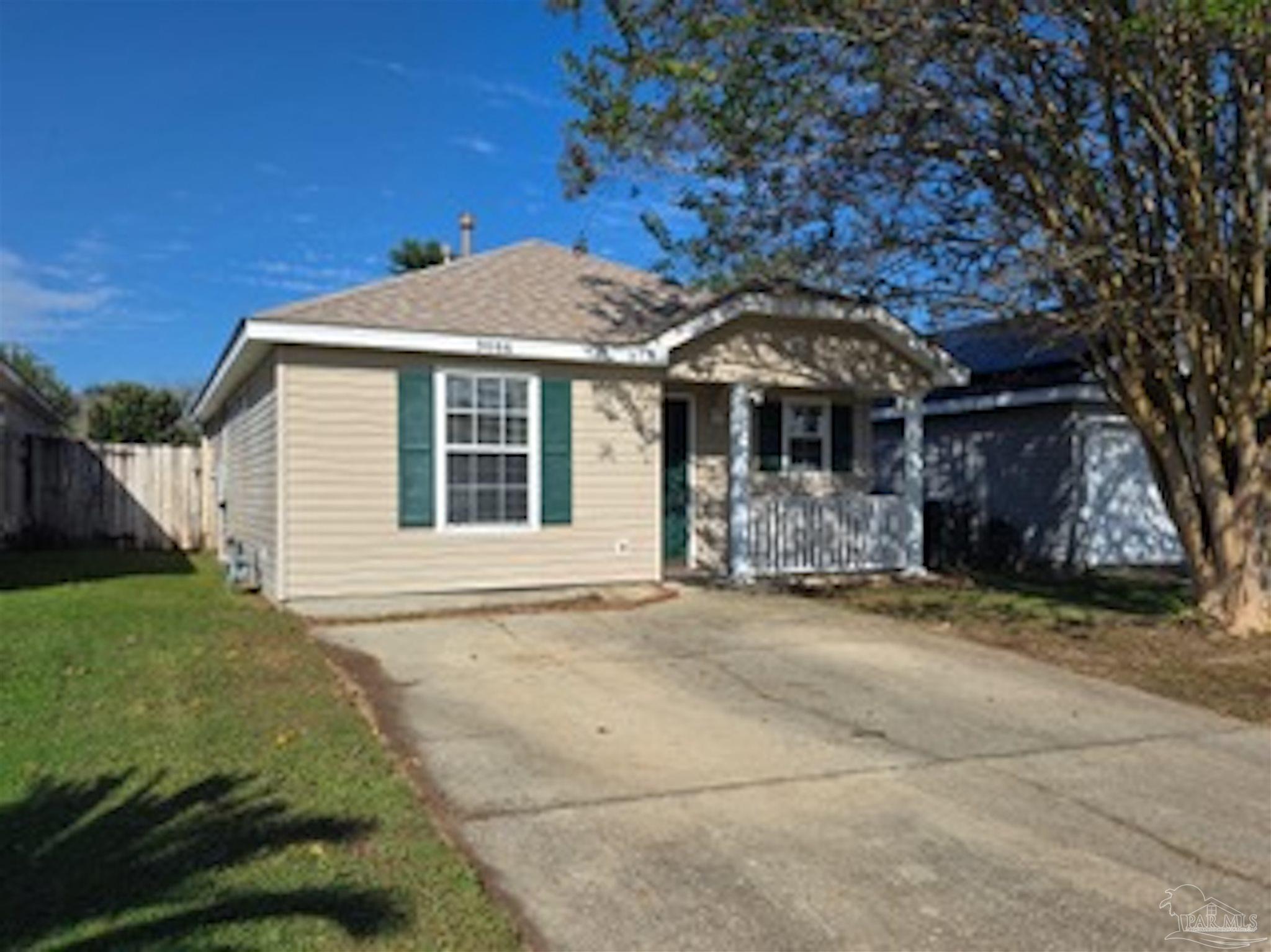 Photo of Listing #672098
