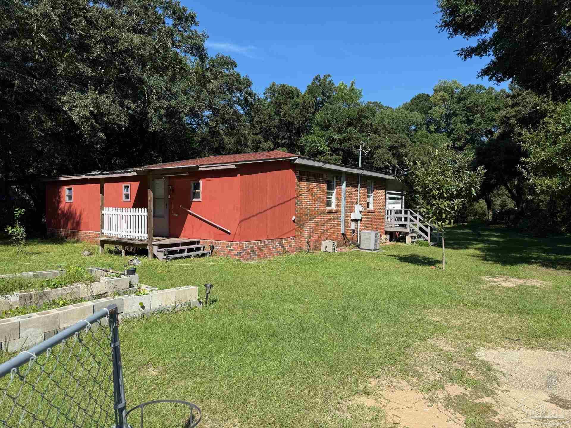 Photo of Listing #672145