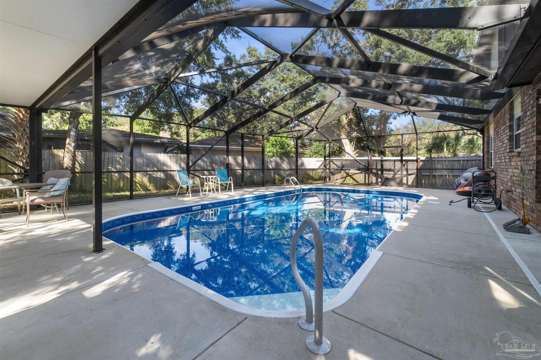 Photo of Listing #672214