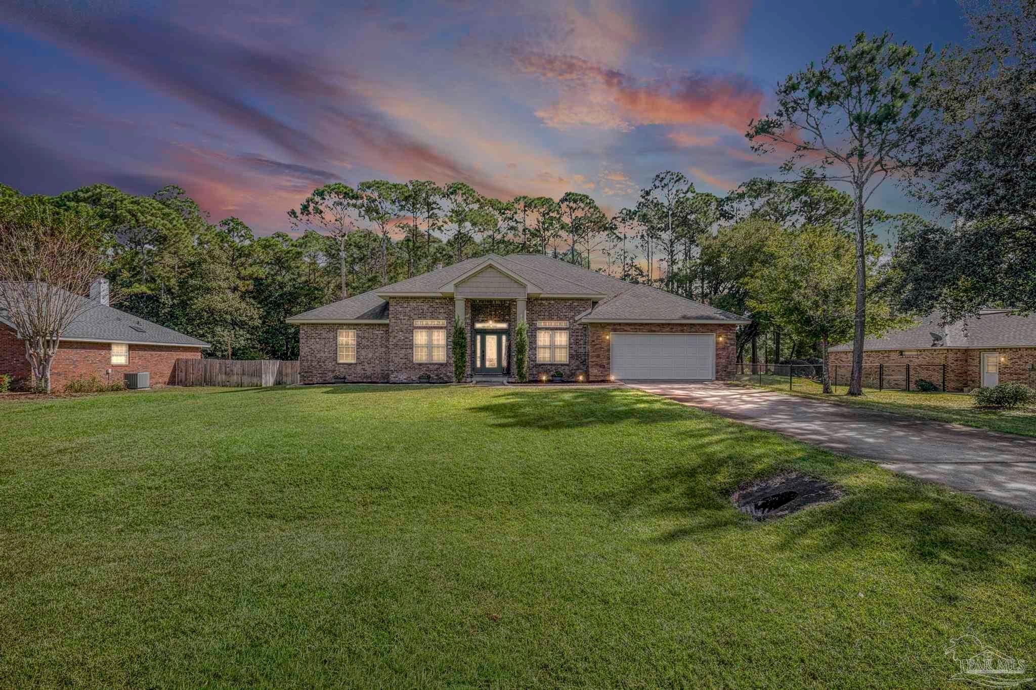 Photo of Listing #672263