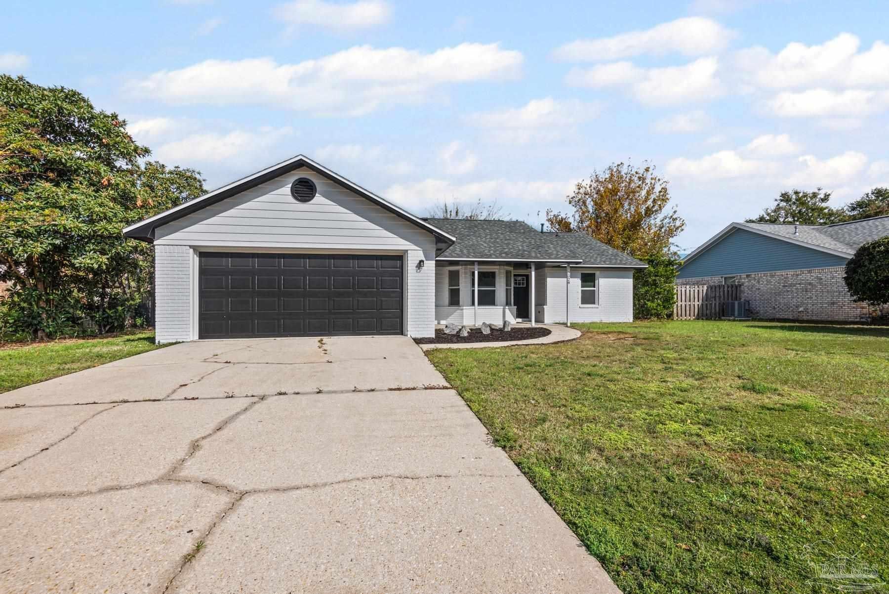 Photo of Listing #672397