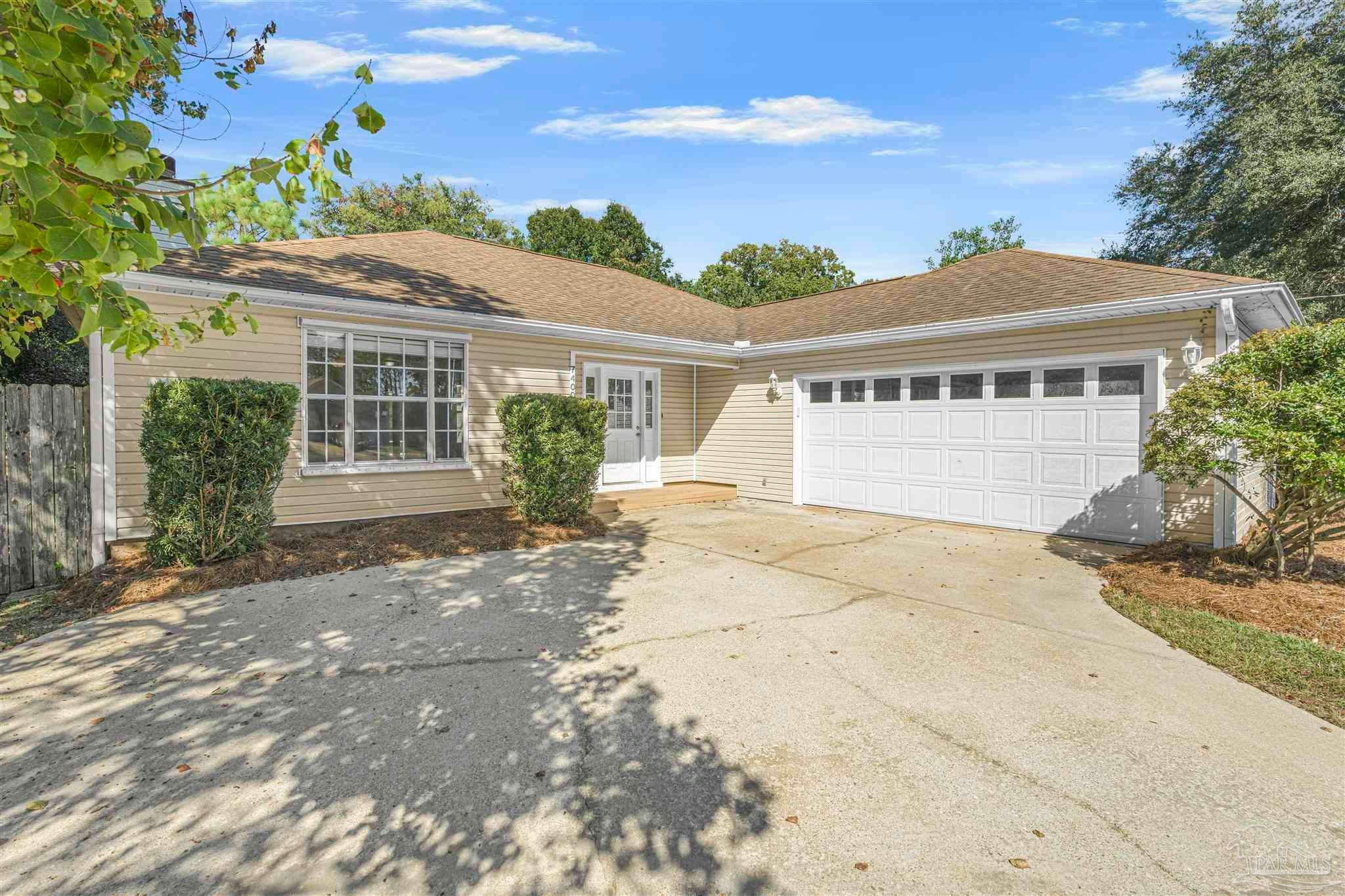 Photo of Listing #672417