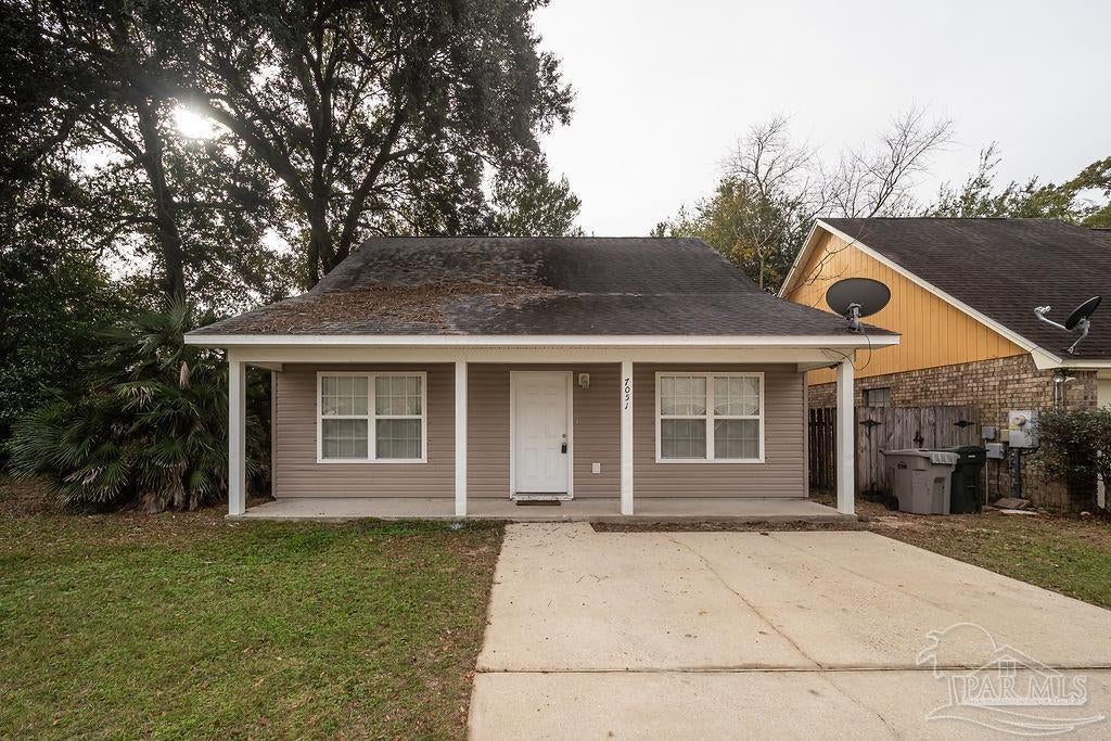 Photo of Listing #672446