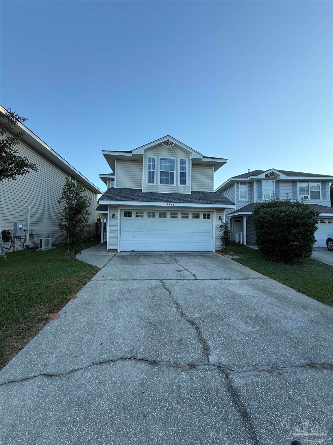 Photo of Listing #672450