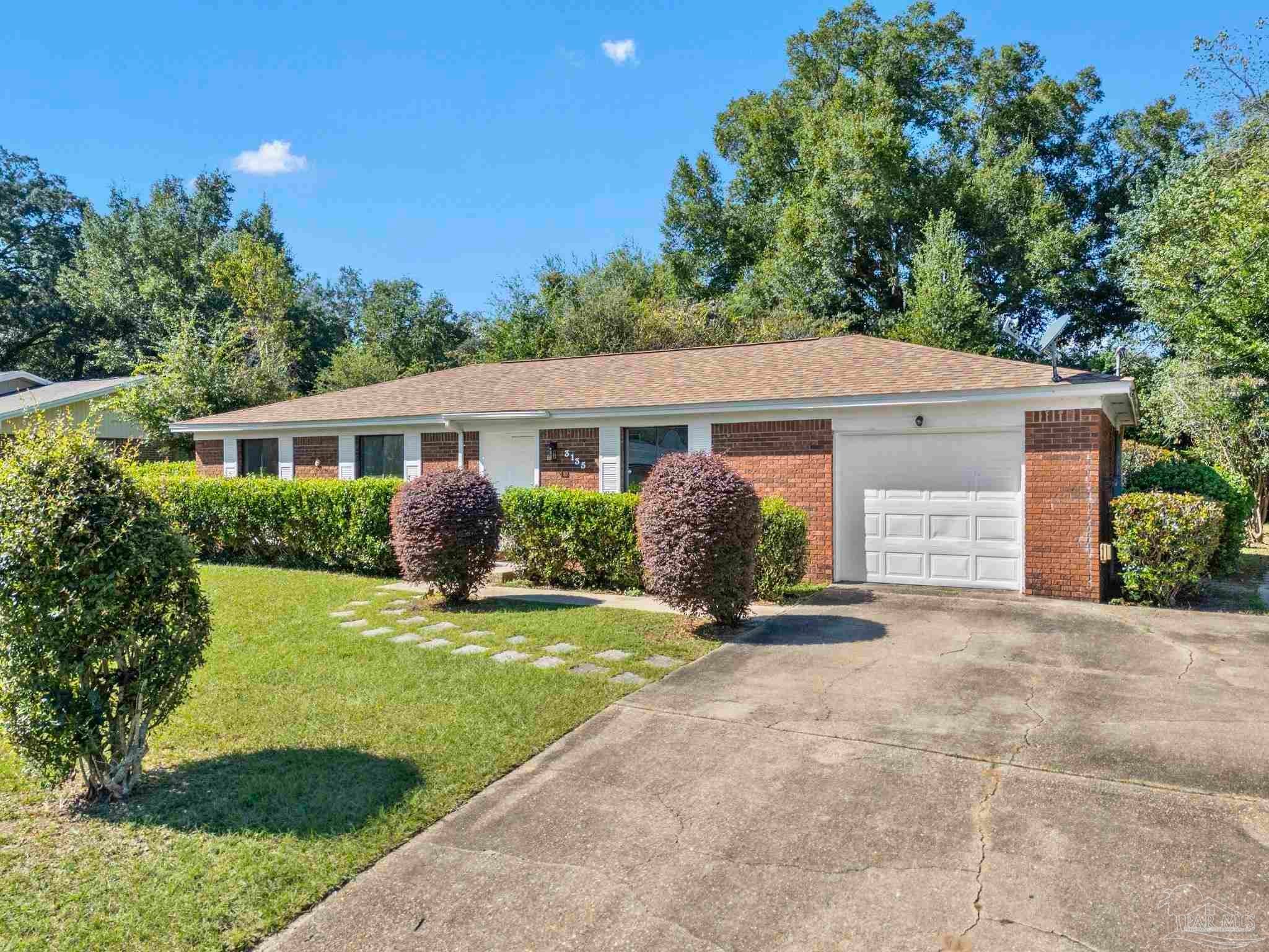 Photo of Listing #672461