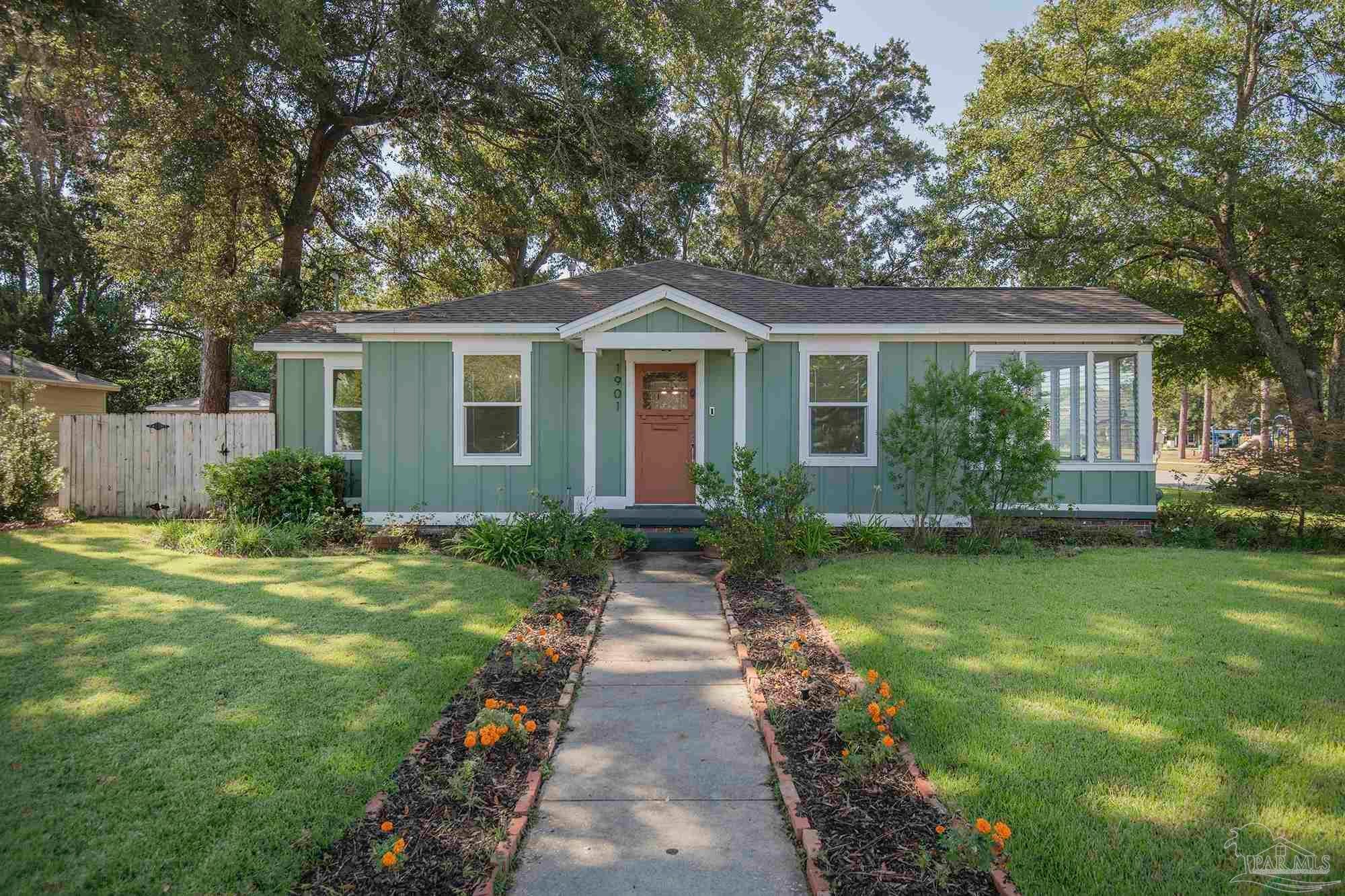 Photo of Listing #672497