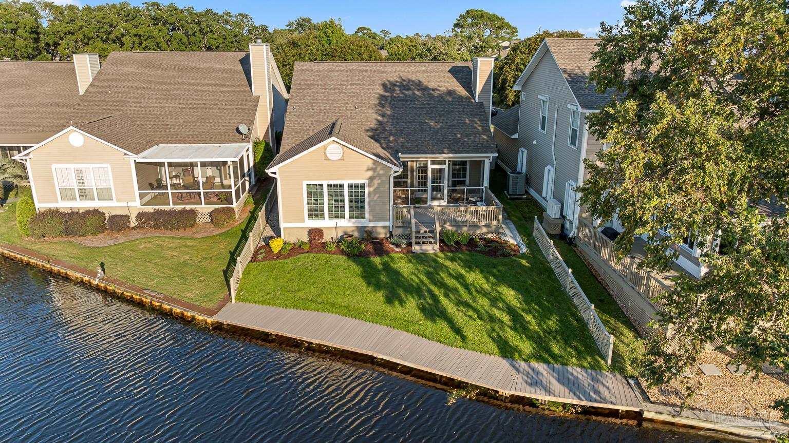 Photo of Listing #672537