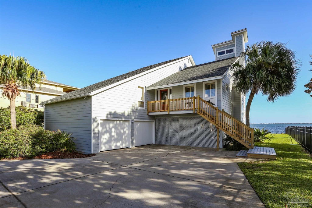 2653 Del Mar Dr, Gulf Breeze