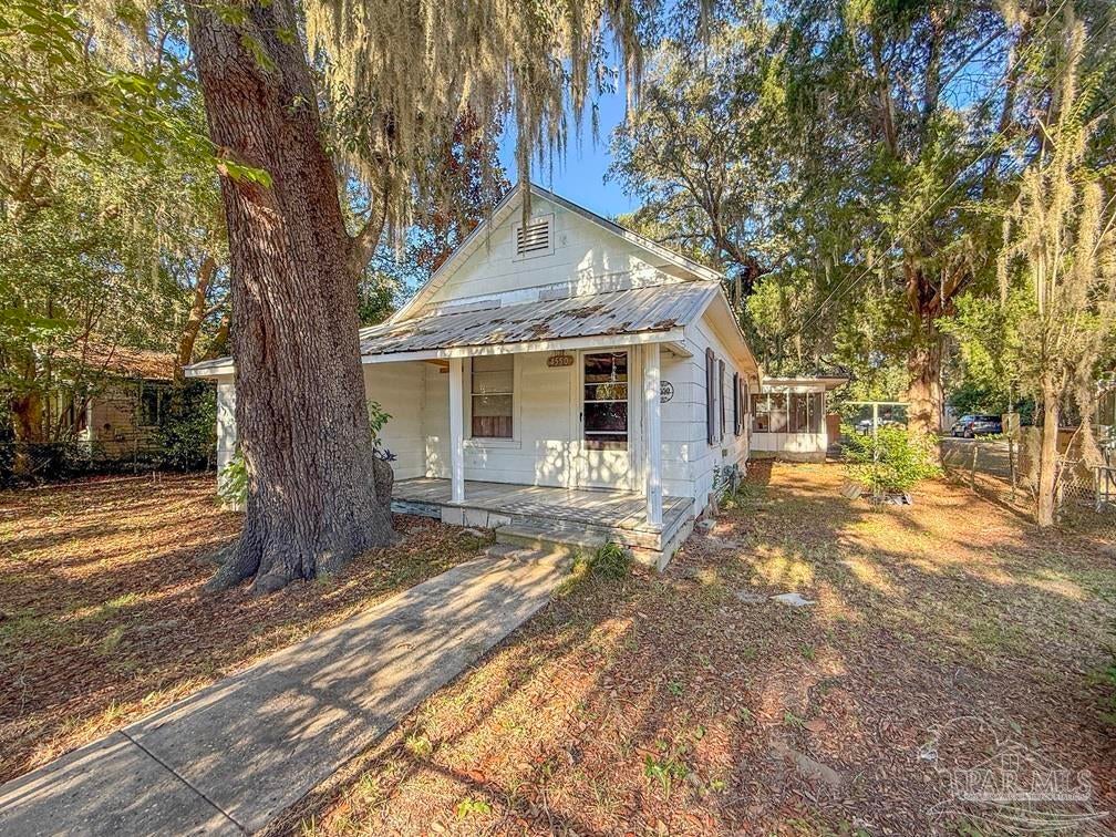 Photo of Listing #672671