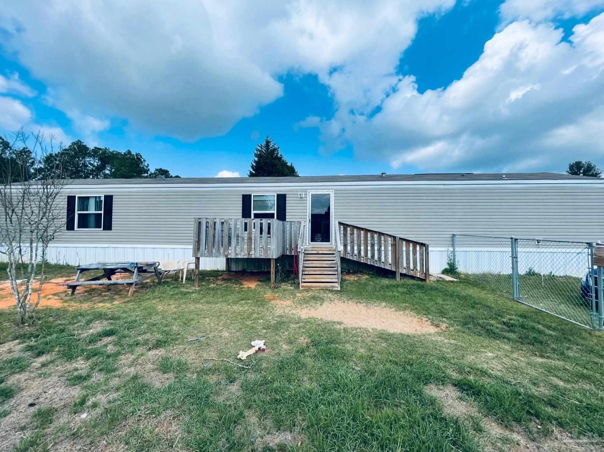 Photo of Listing #672732