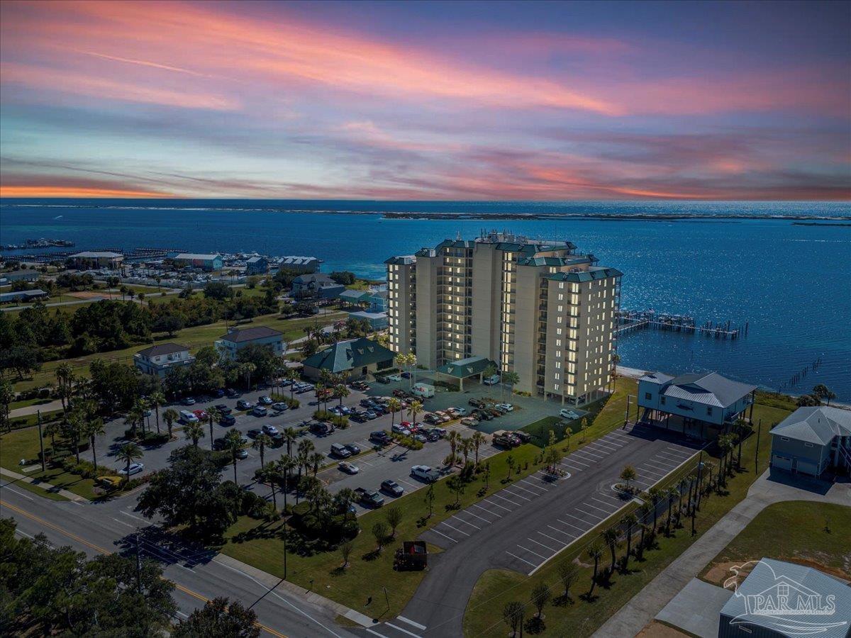 Photo of Listing #672770