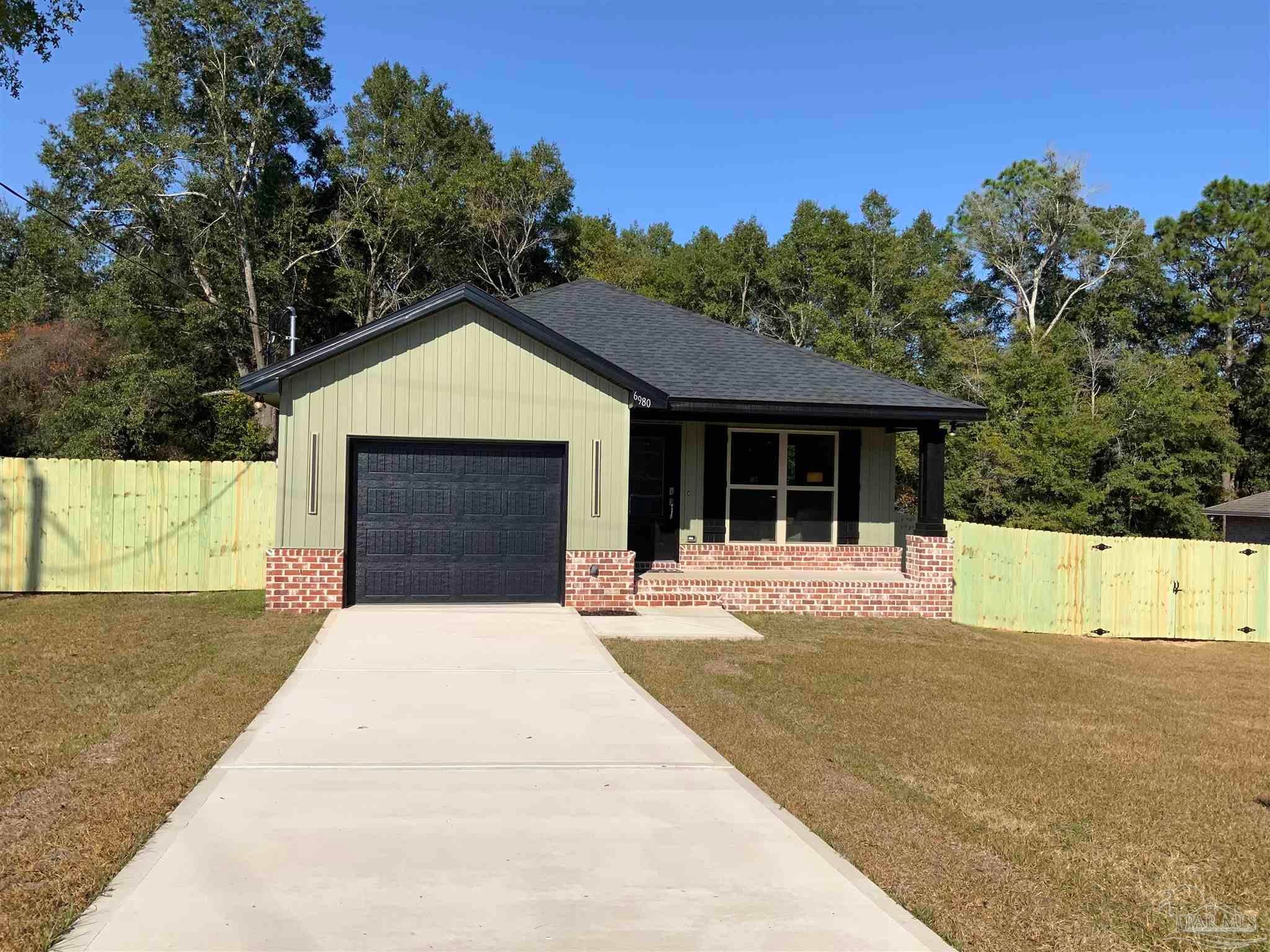 Photo of Listing #672783