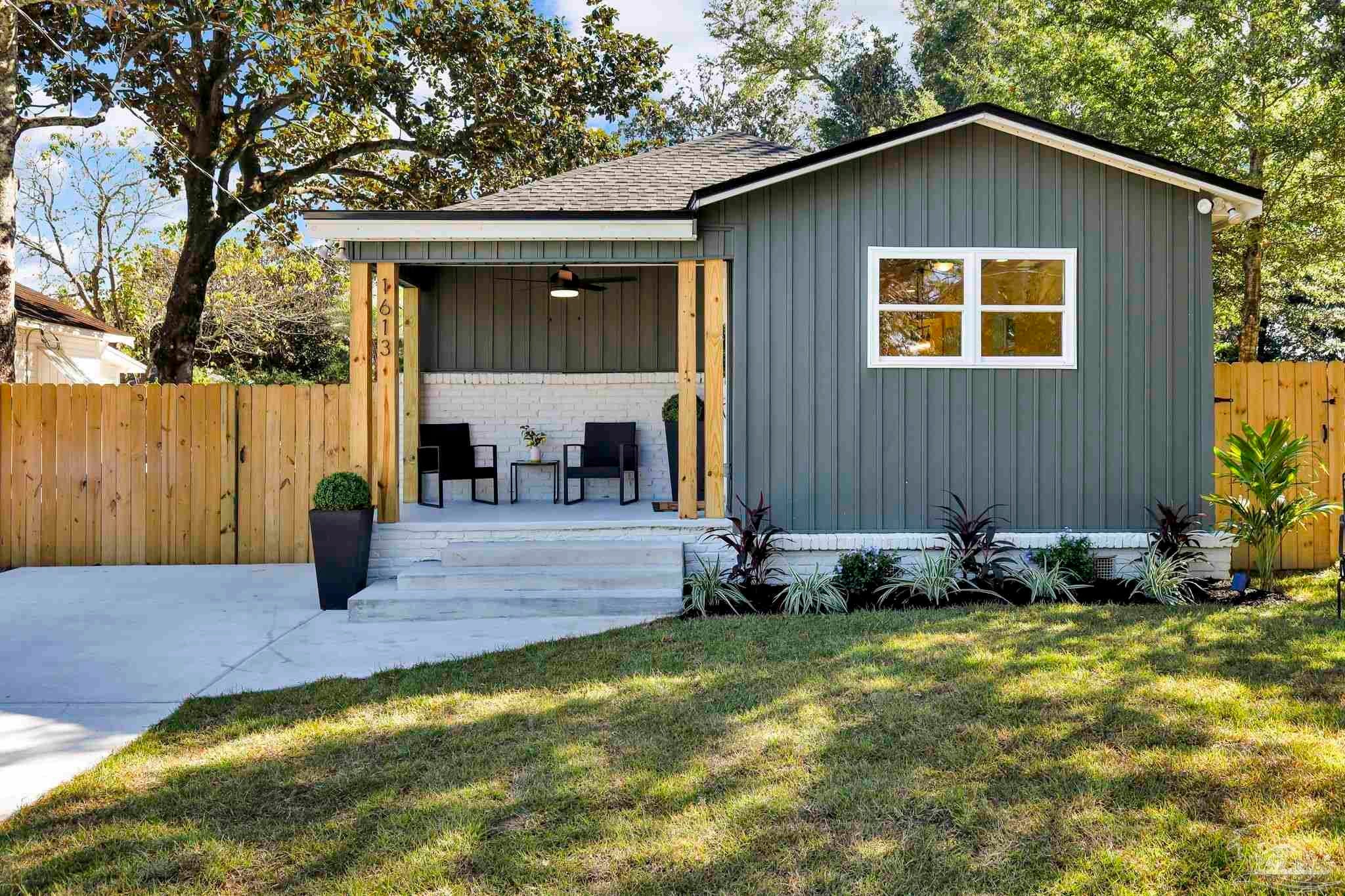 Photo of Listing #672815