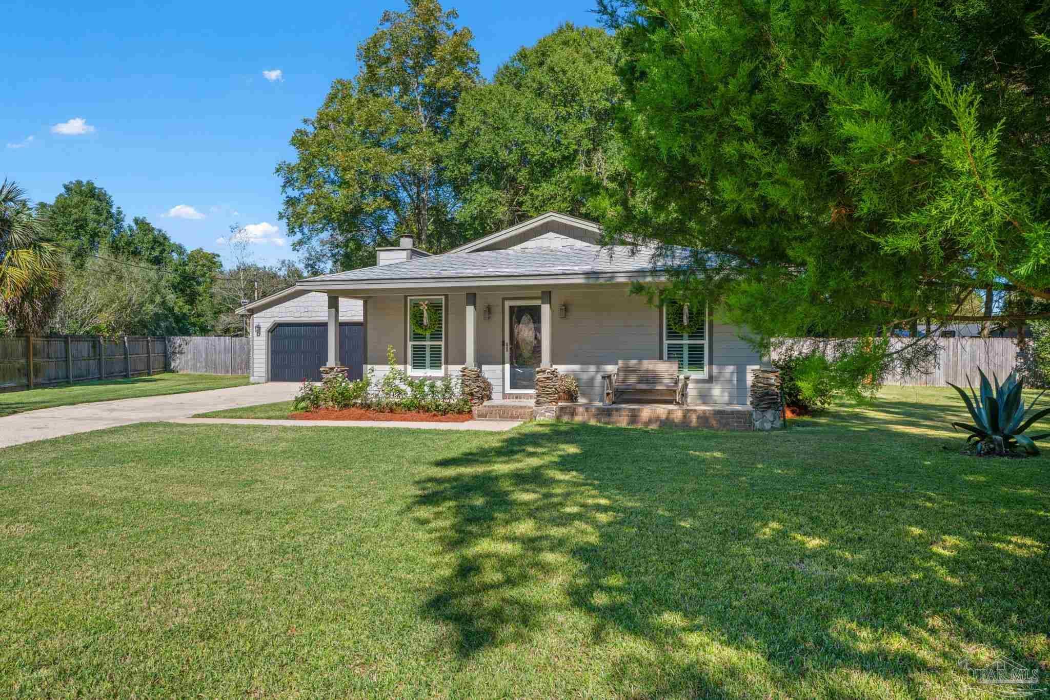 Photo of Listing #672876