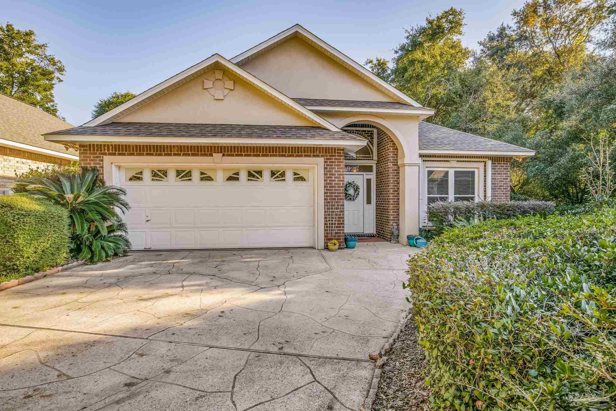 Photo of Listing #672935