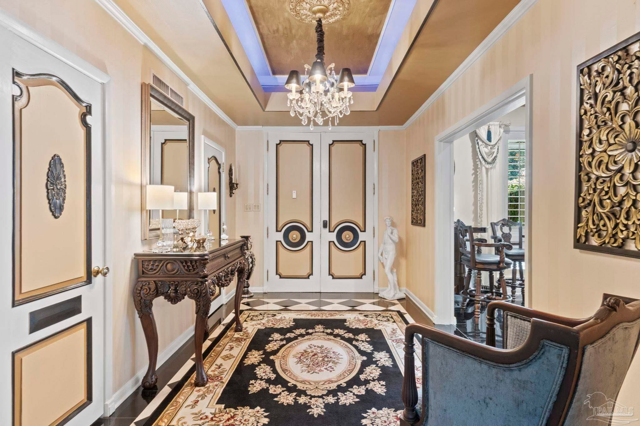 Photo of Listing #672944