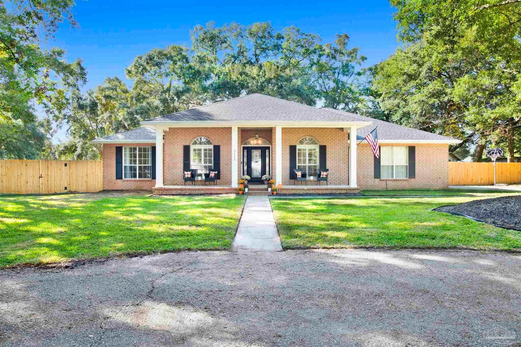 Photo of Listing #673870