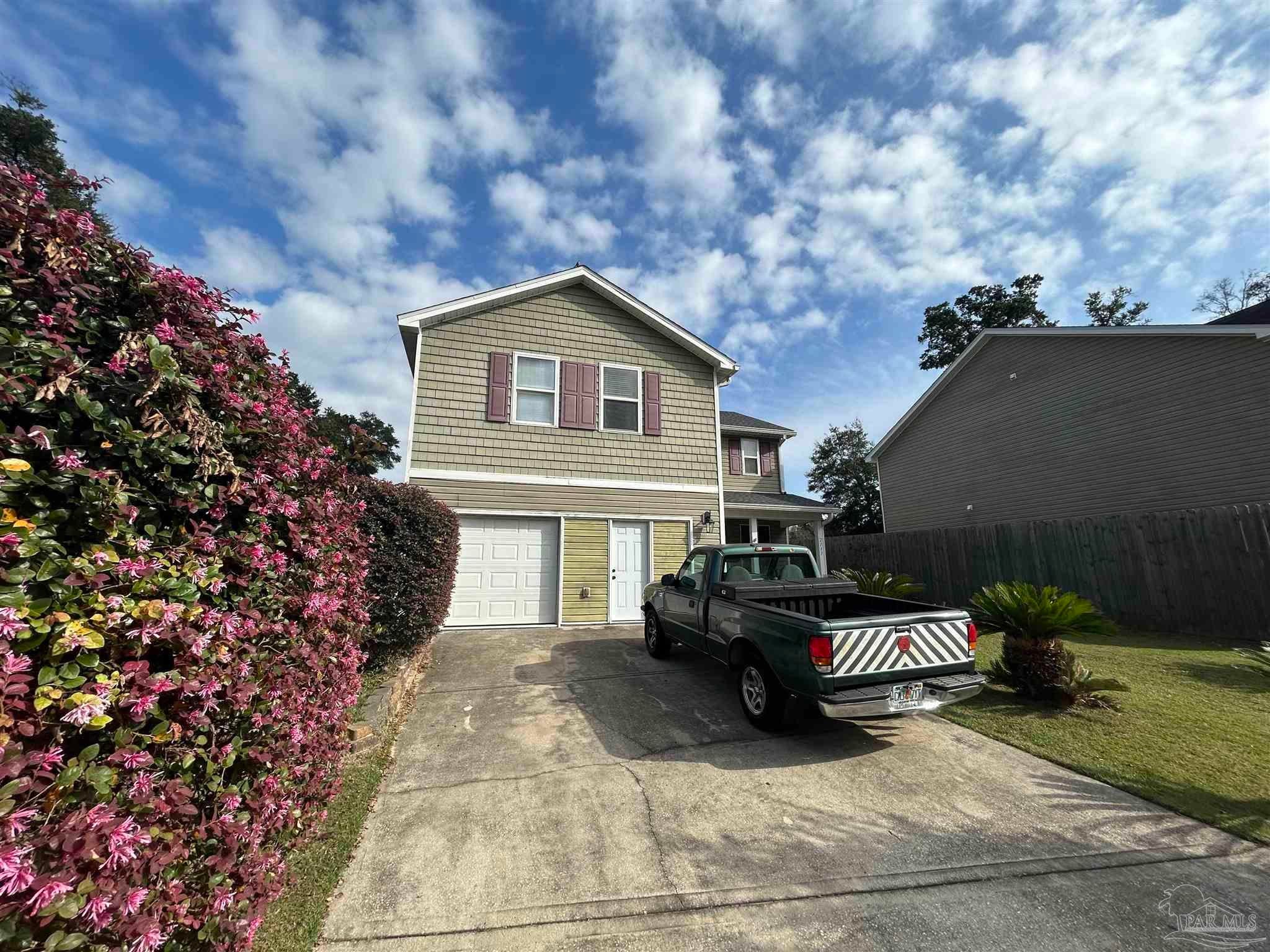 Photo of Listing #673916