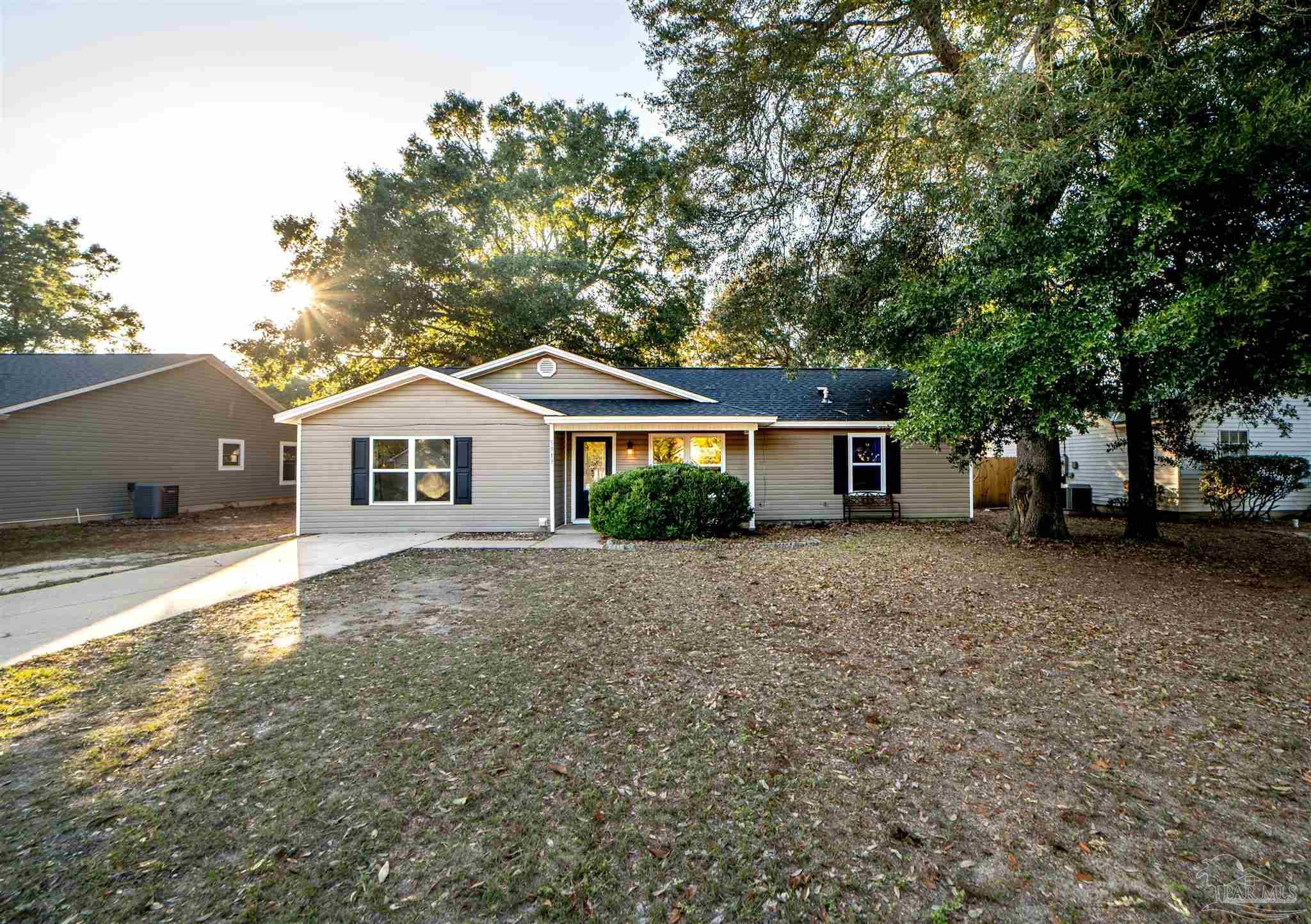 Photo of Listing #673925