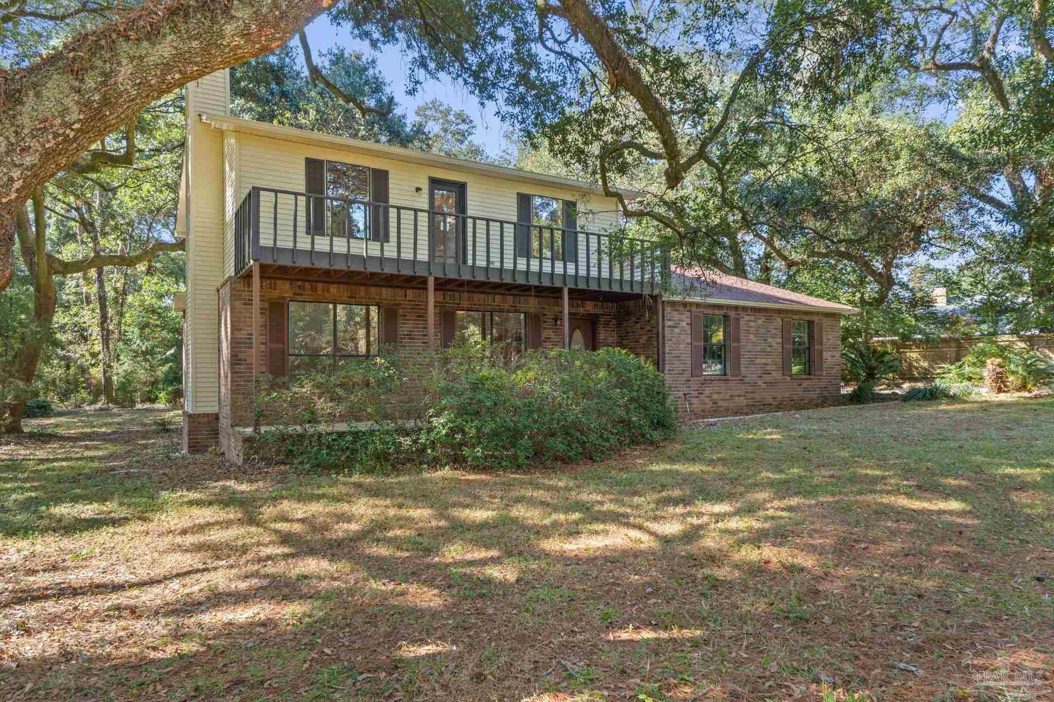 Photo of Listing #674175