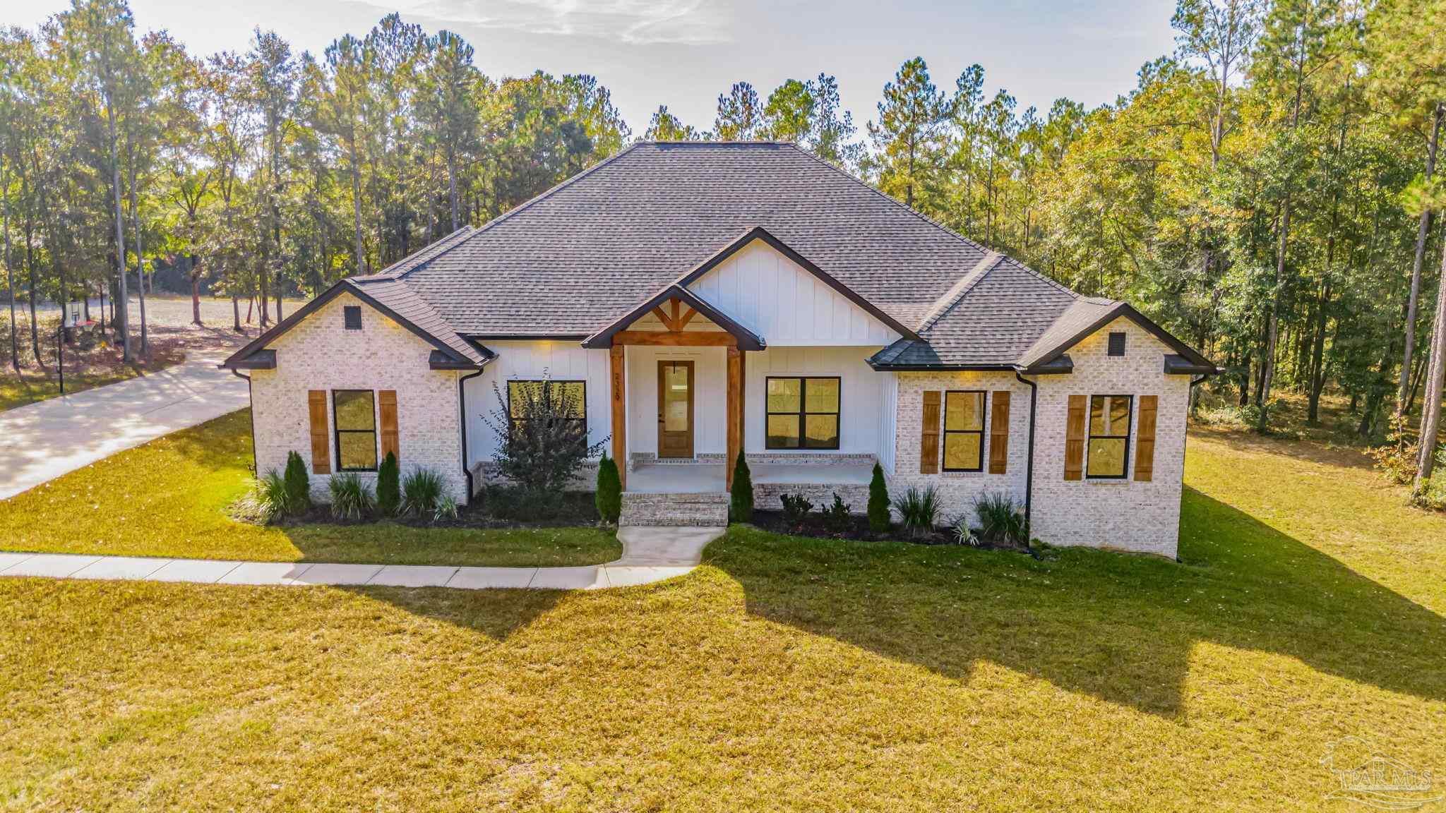 Photo of Listing #674180