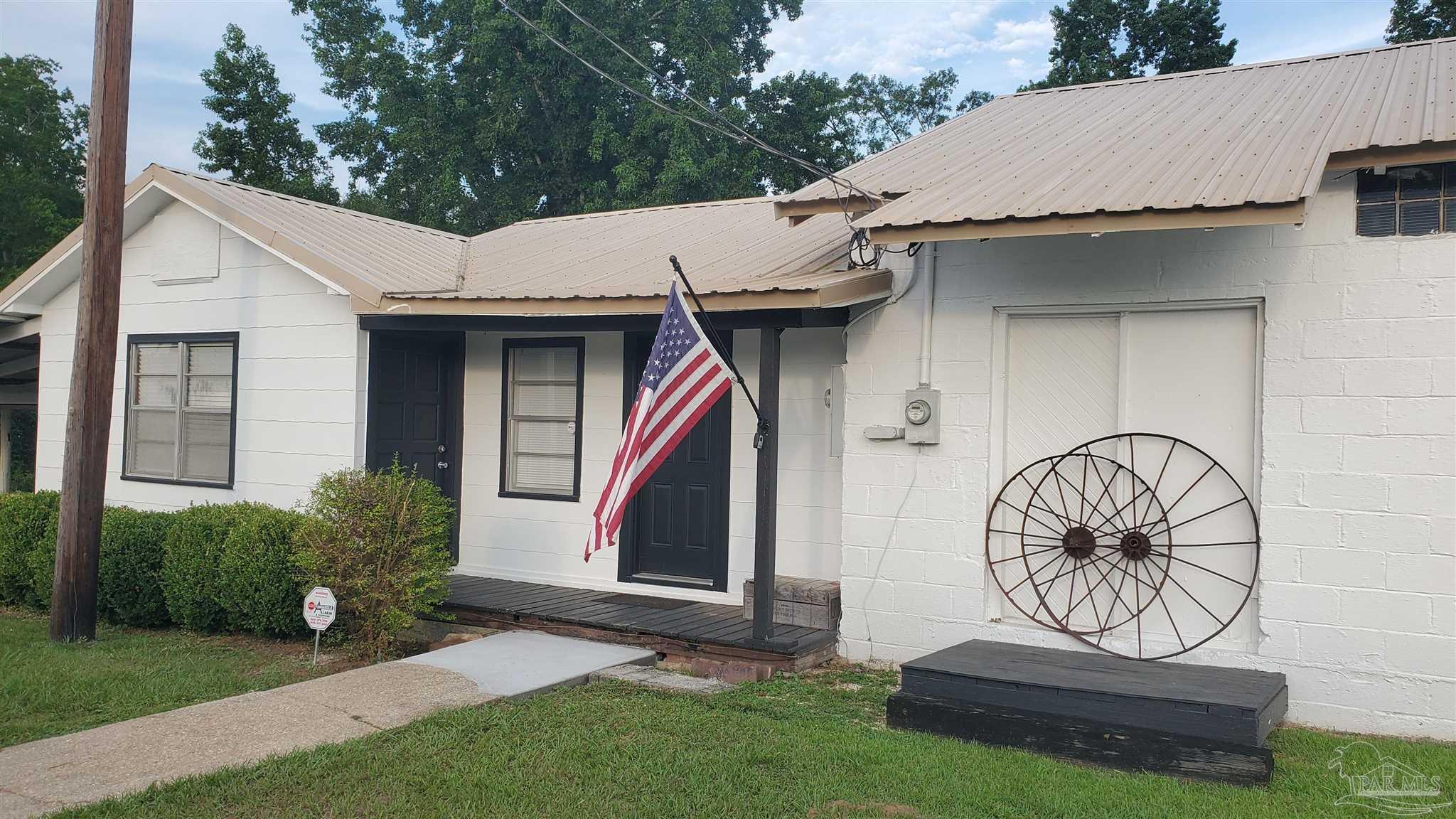 Photo of Listing #674182