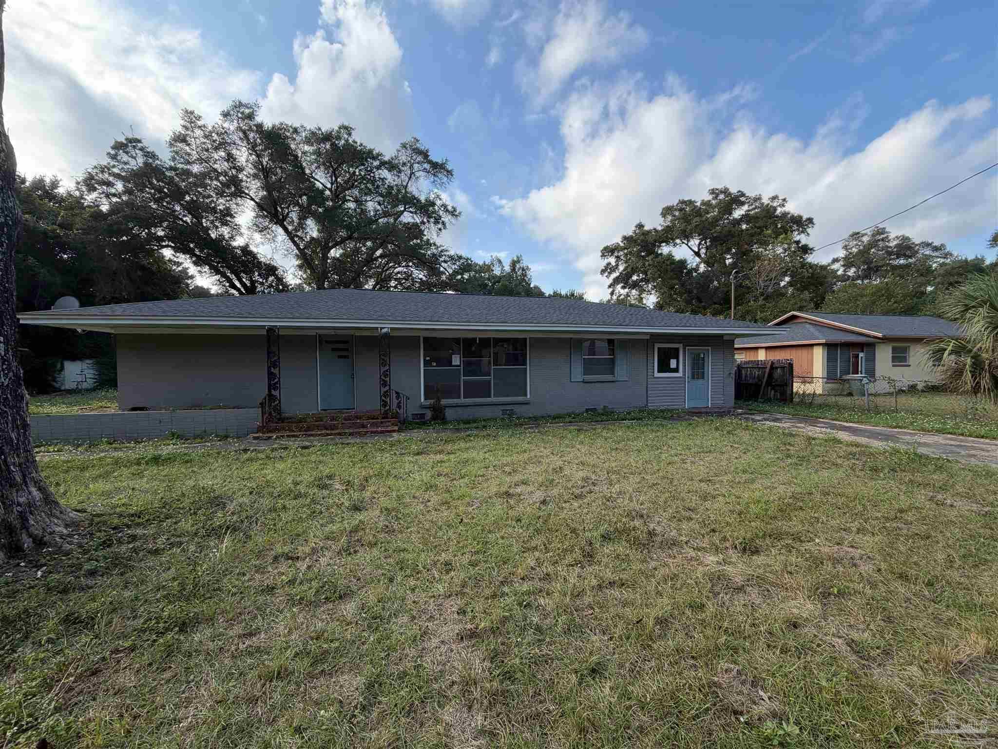 Photo of Listing #674257